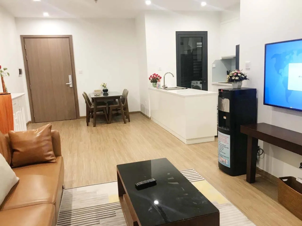 BOM HOMES- VINHOMES SKYLAKE- SERVICE APARTMENt