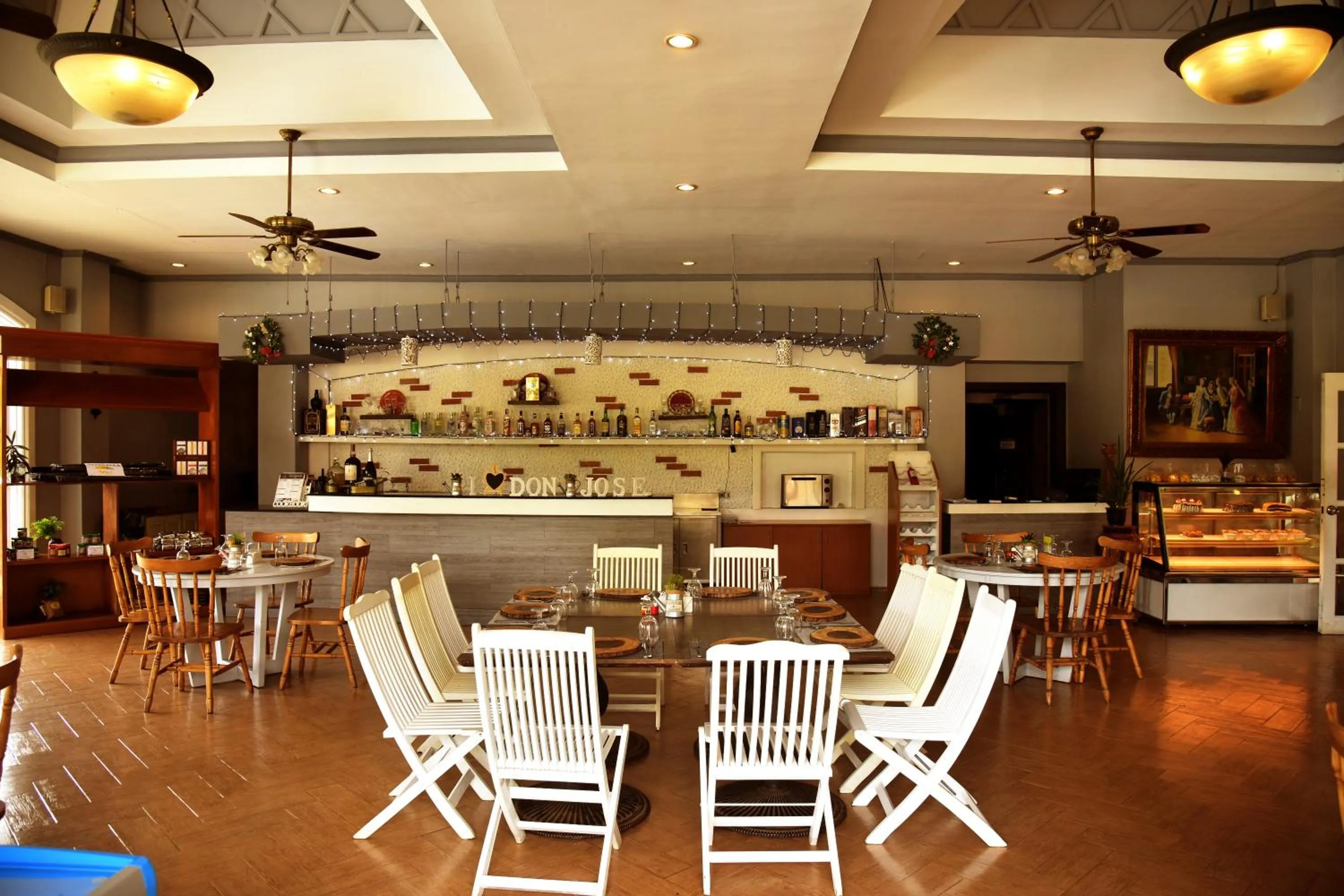 Food in Forest Crest Nature Hotel and Resort Powered by ASTON