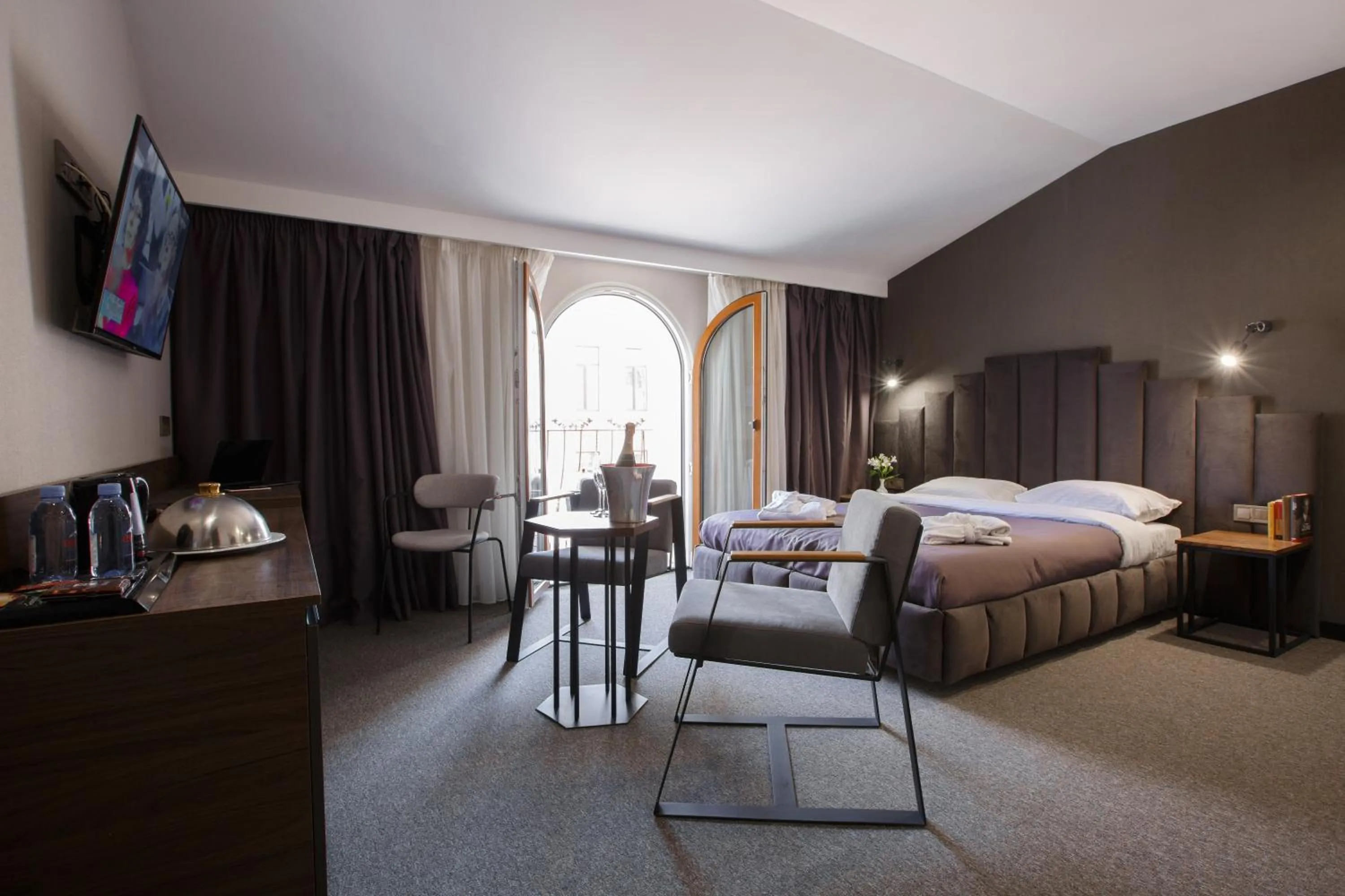 Bed in Kulikovskiy hotel