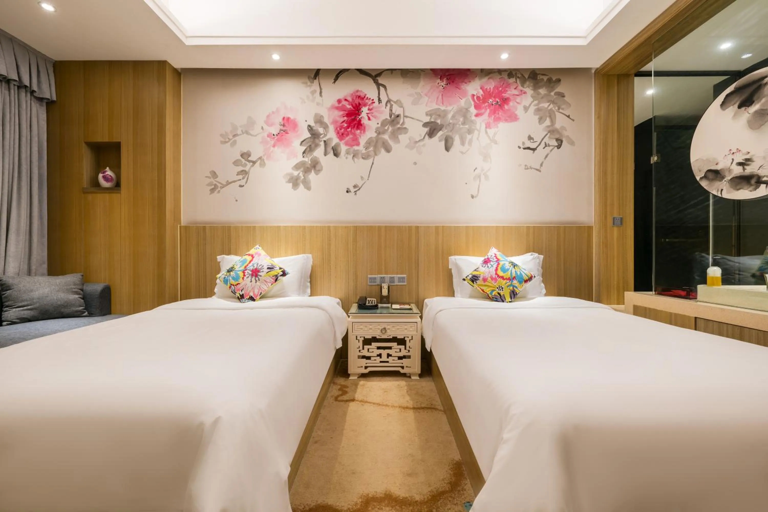 Photo of the whole room, Bed in Paco Hotel Tаojin Metro Guangzhou