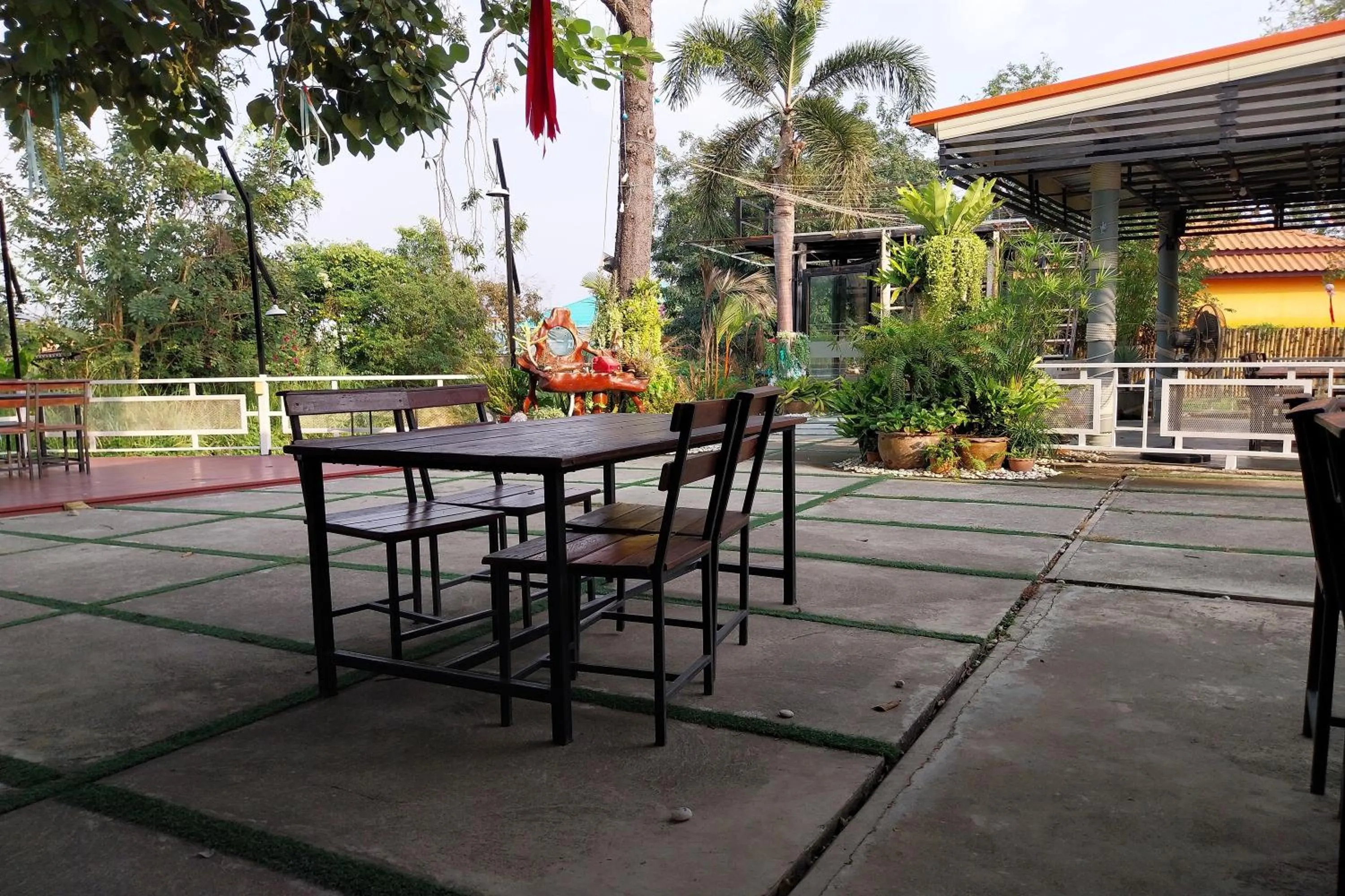 Seating area in Review Resort