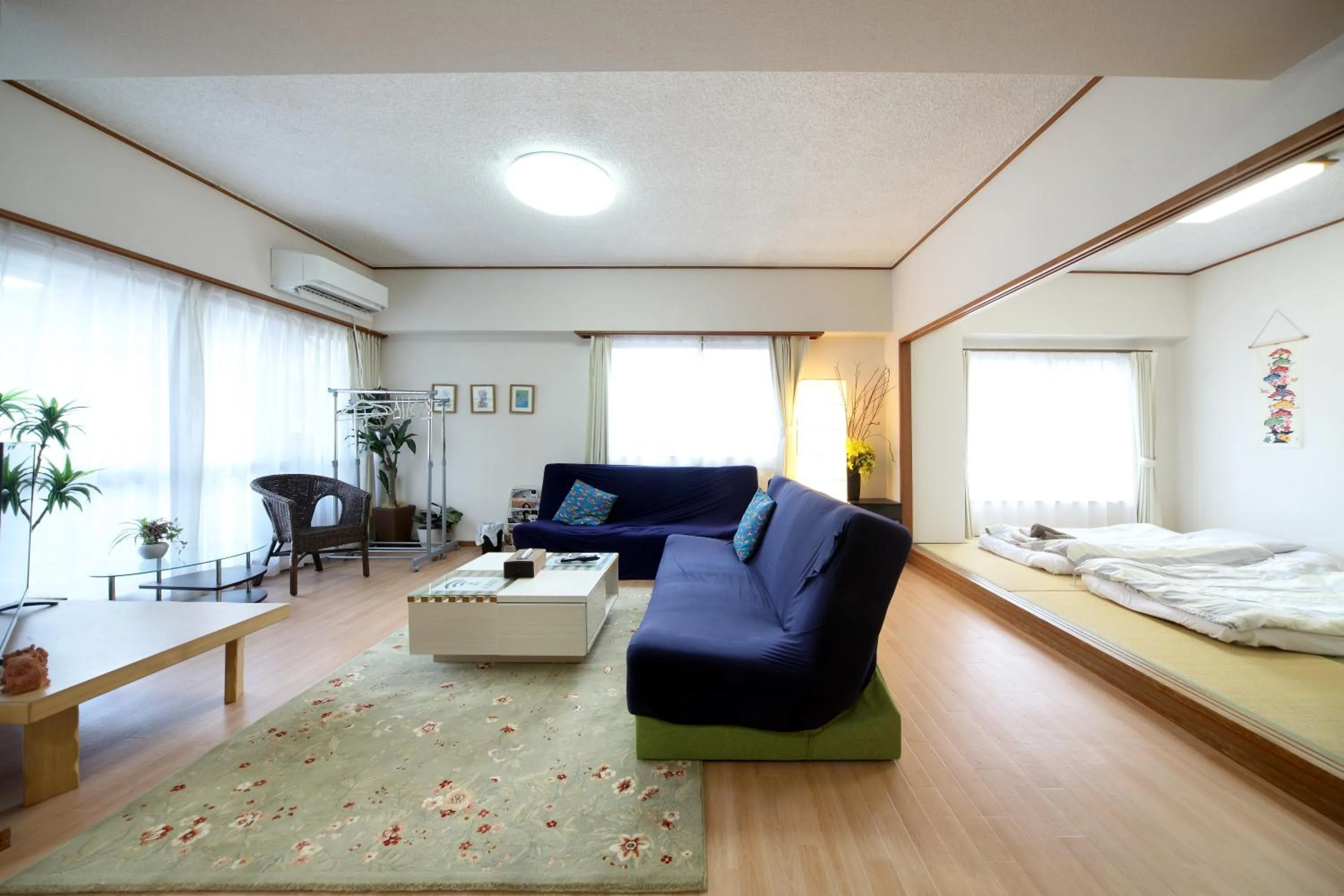 Living room, Bed in Exsaison house Kumoji