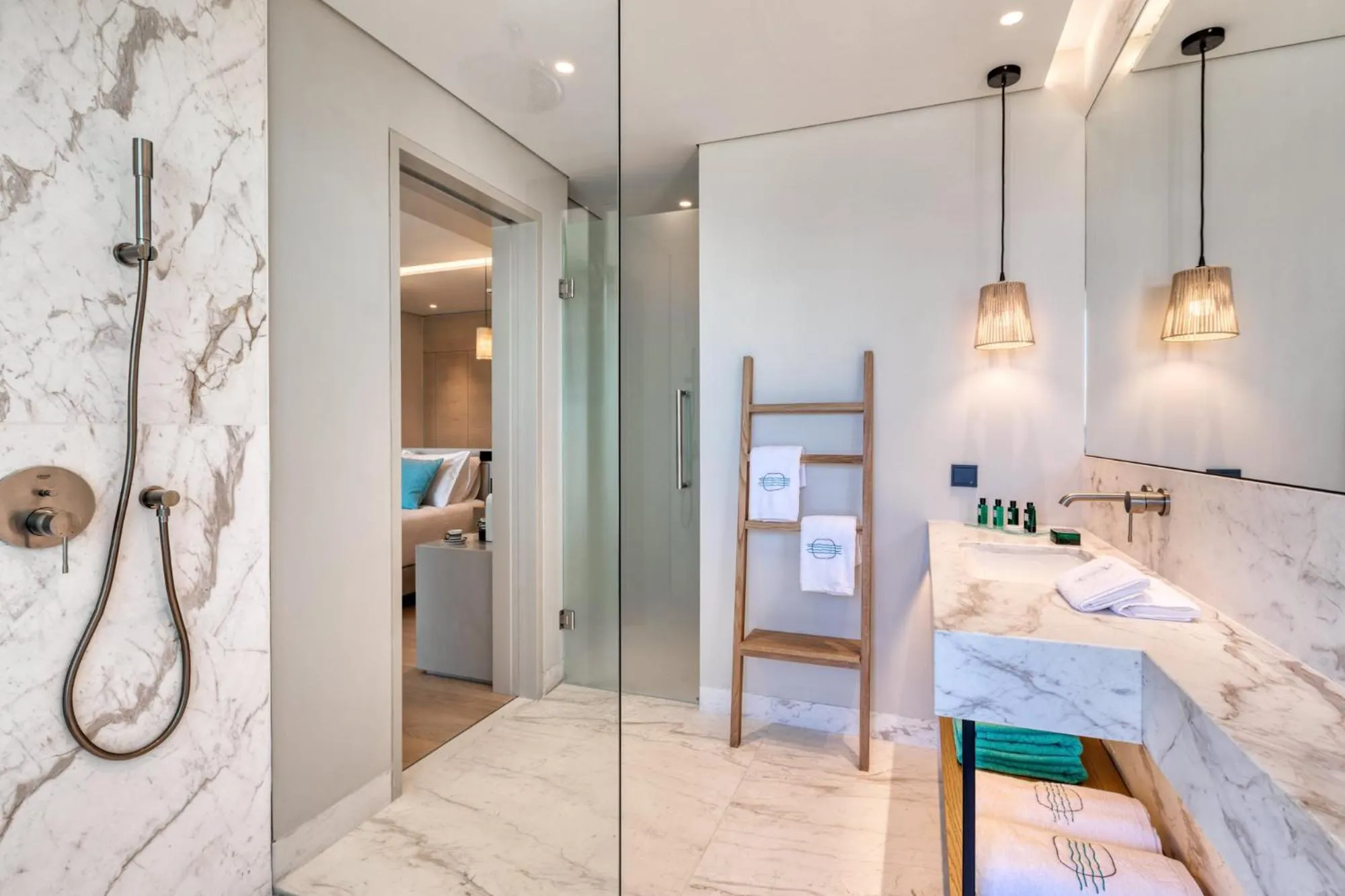 Shower, Bed in Vathi Cove Luxury Resort & Spa - Adults Friendly 14 plus