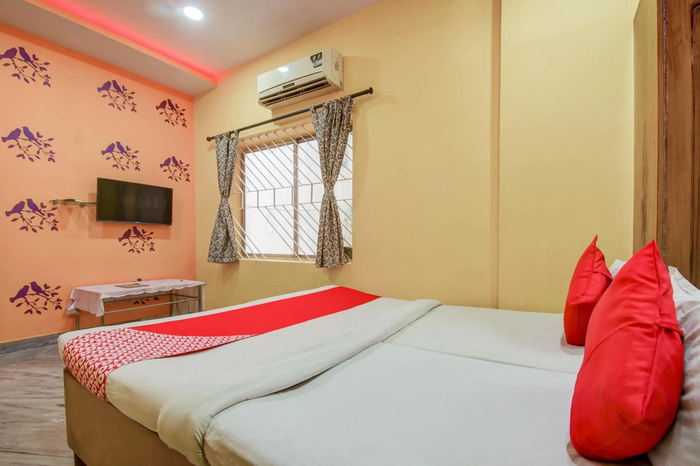 Bedroom, Bed in Super Hotel O Priyal Amrit Sagar