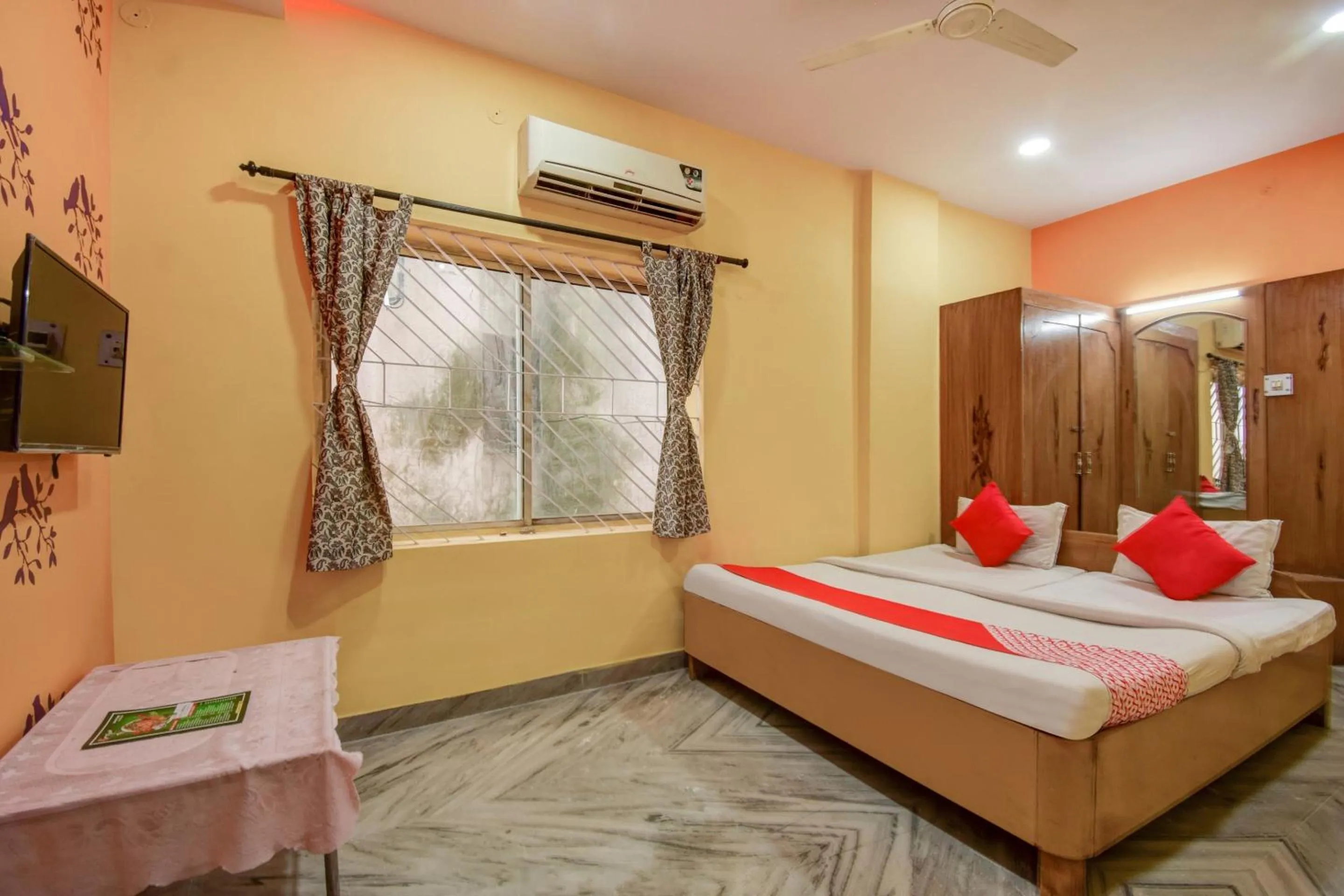 Bedroom, Bed in Super Hotel O Priyal Amrit Sagar