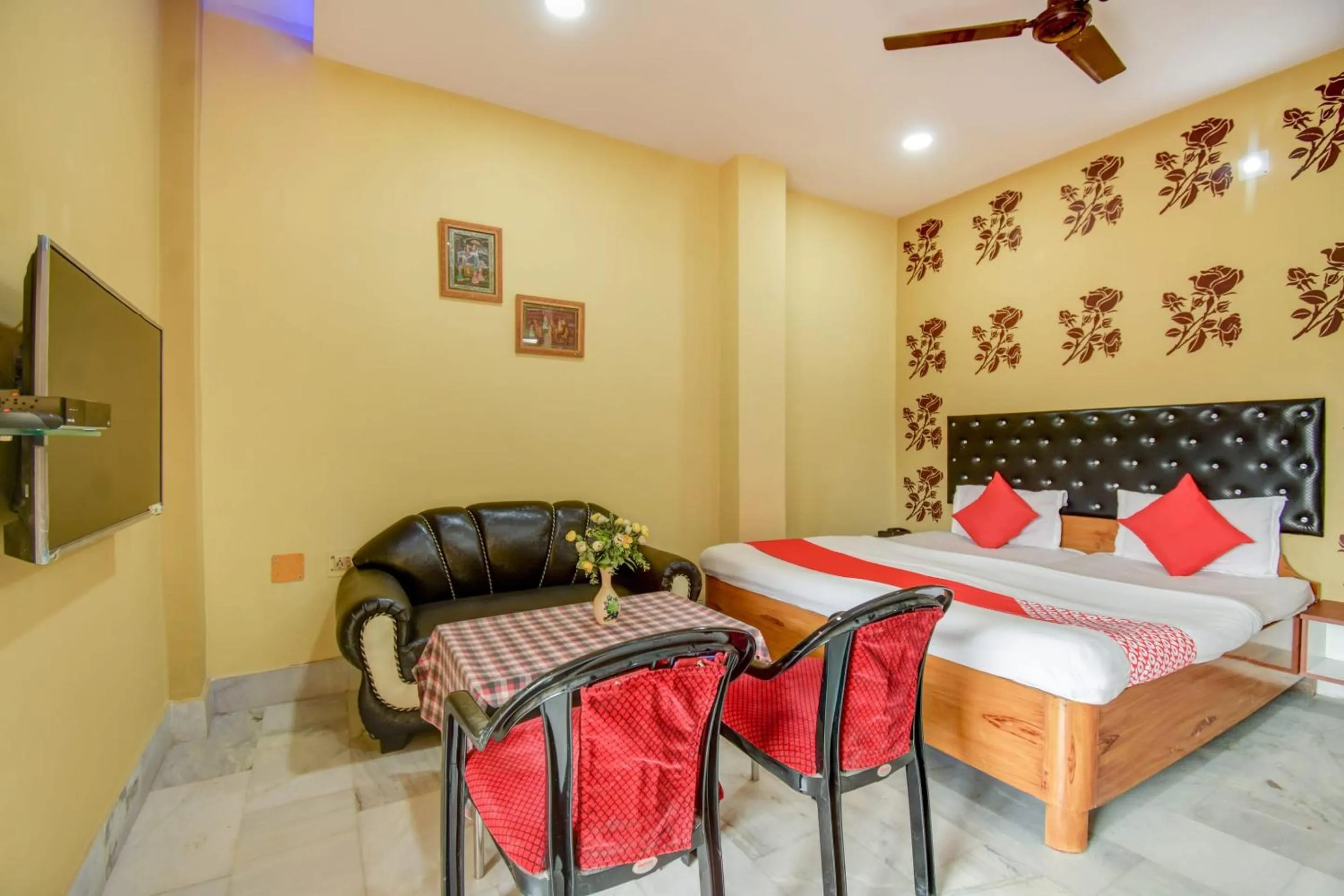 Bedroom, Bed in Super Hotel O Priyal Amrit Sagar