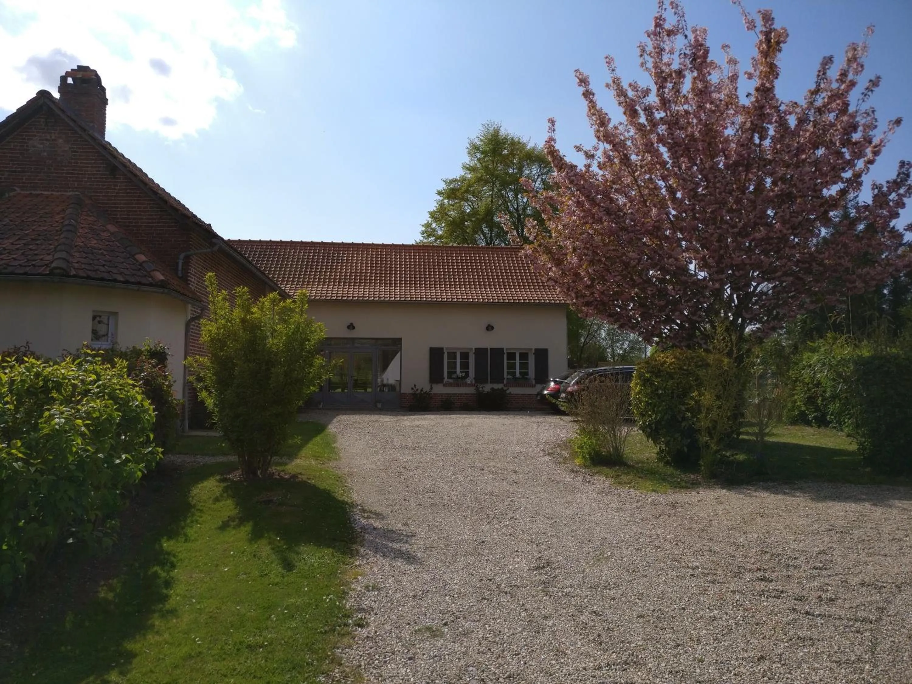 Facade/entrance in Les Chambres de Pascaline