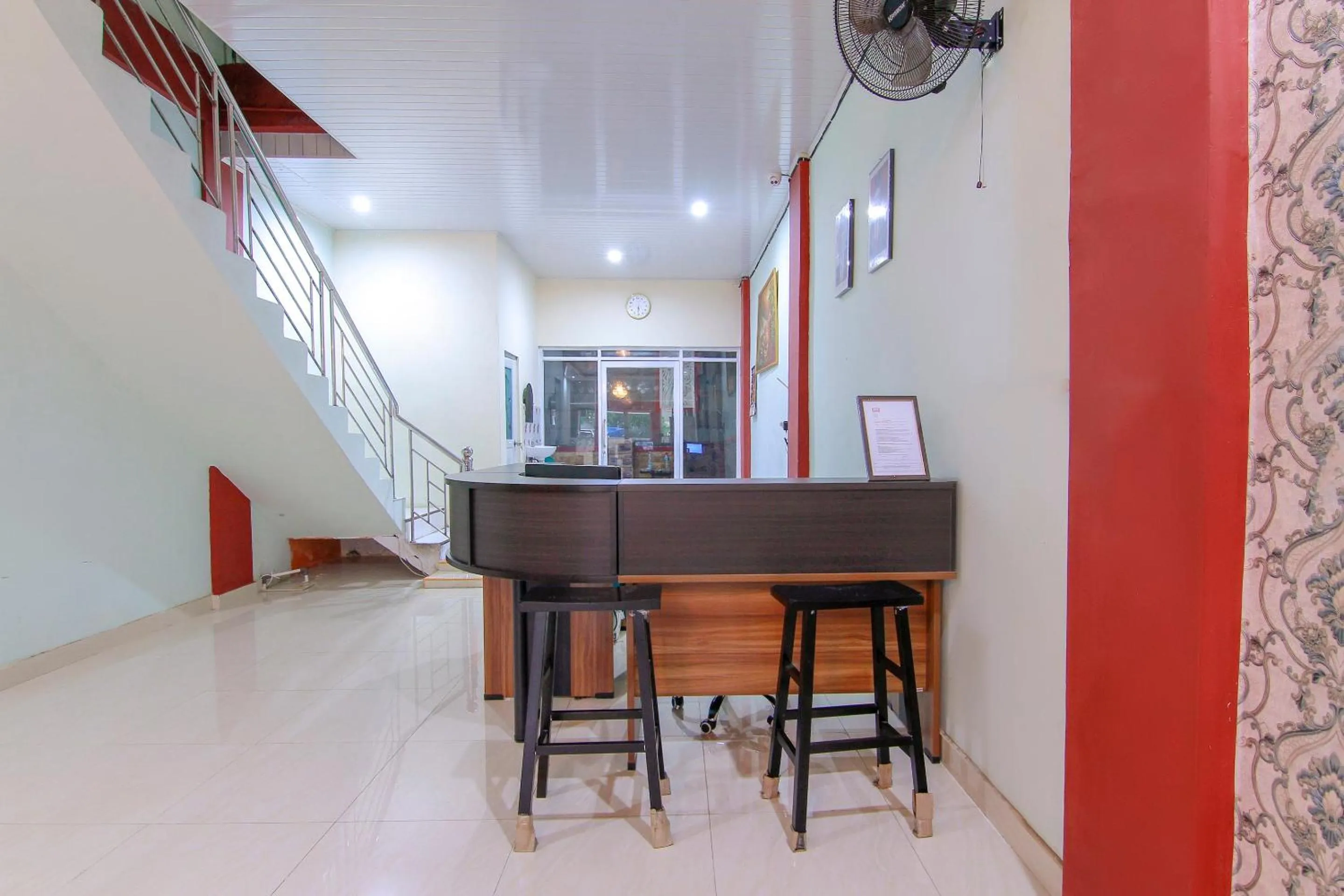 Lobby or reception in Hotel O Ratu Residence