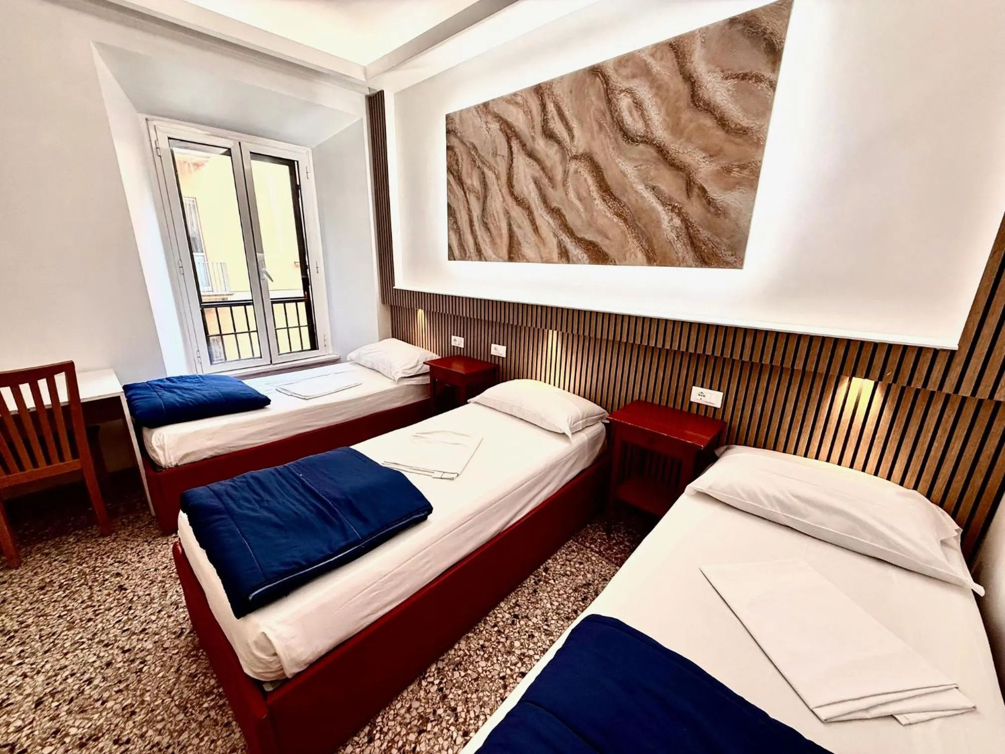 Bedroom, Bed in Legend R.G.