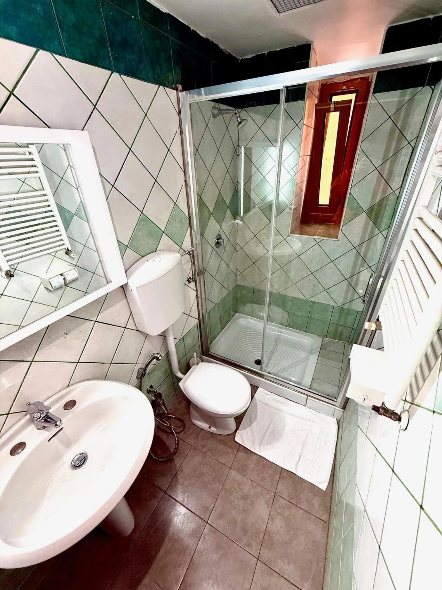 Bathroom in Legend R.G.