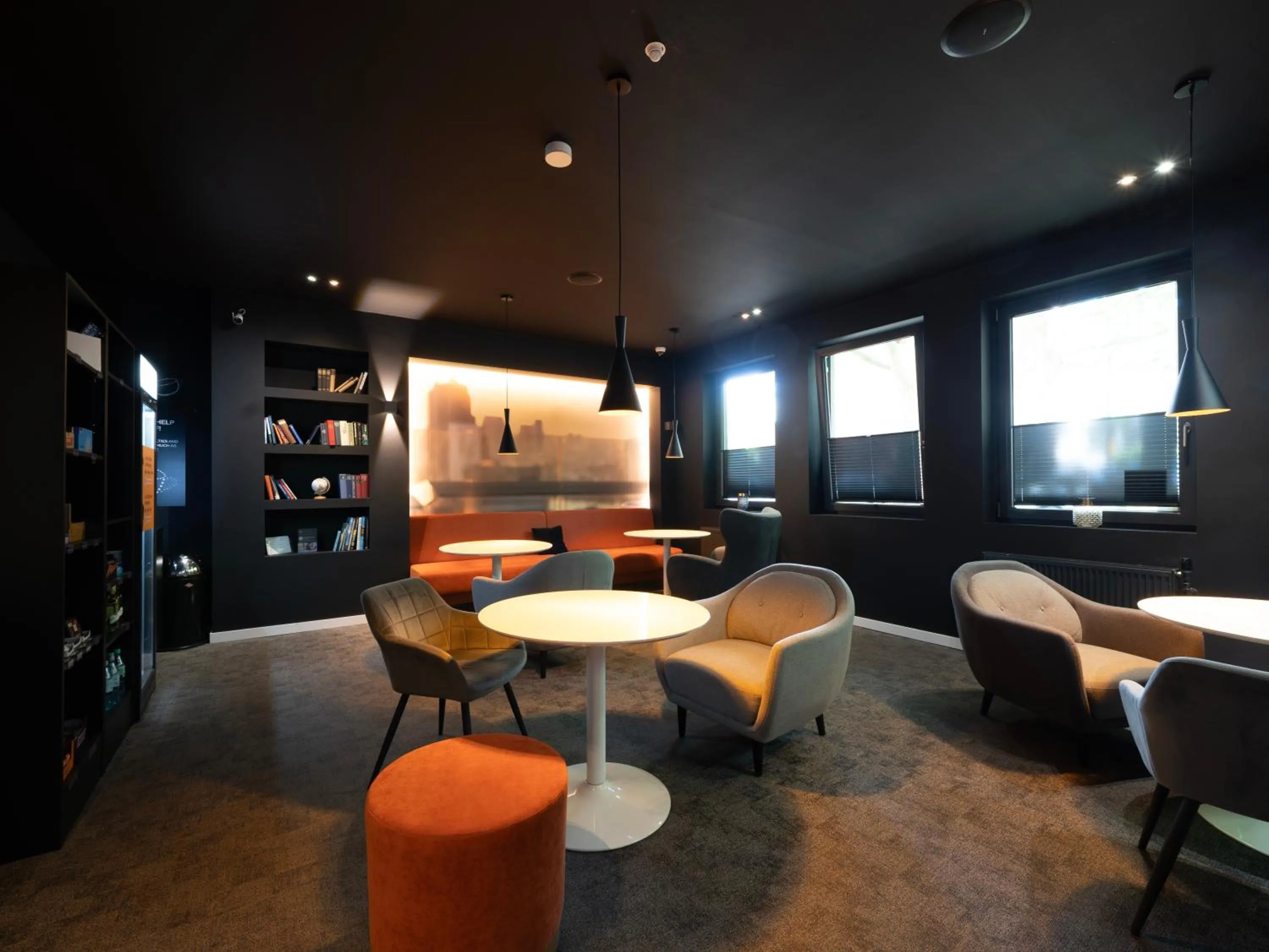 Lounge or bar in JustStay Ratingen Hotel & Apartments