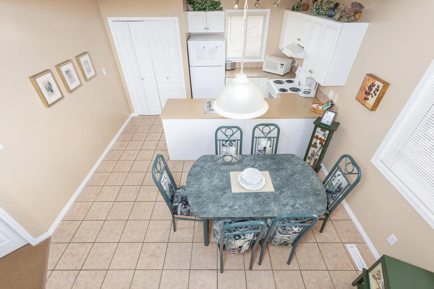 Property building in Paradise Canyon Golf Resort - Luxury Condo U409