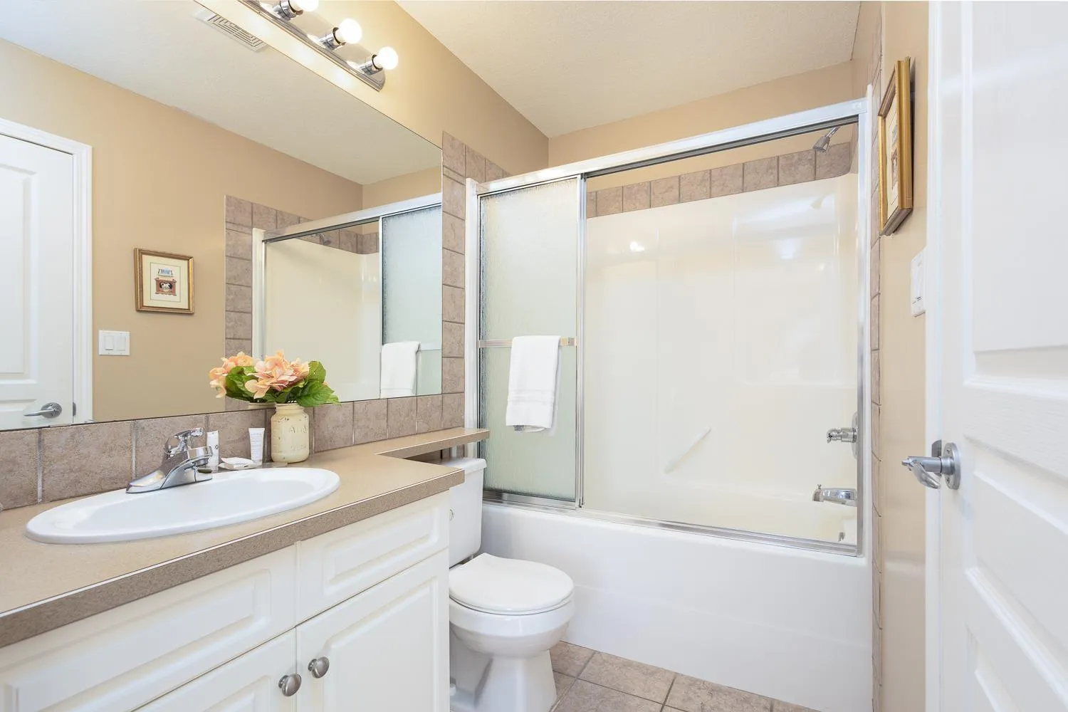 Property building in Paradise Canyon Golf Resort - Luxury Villa 409