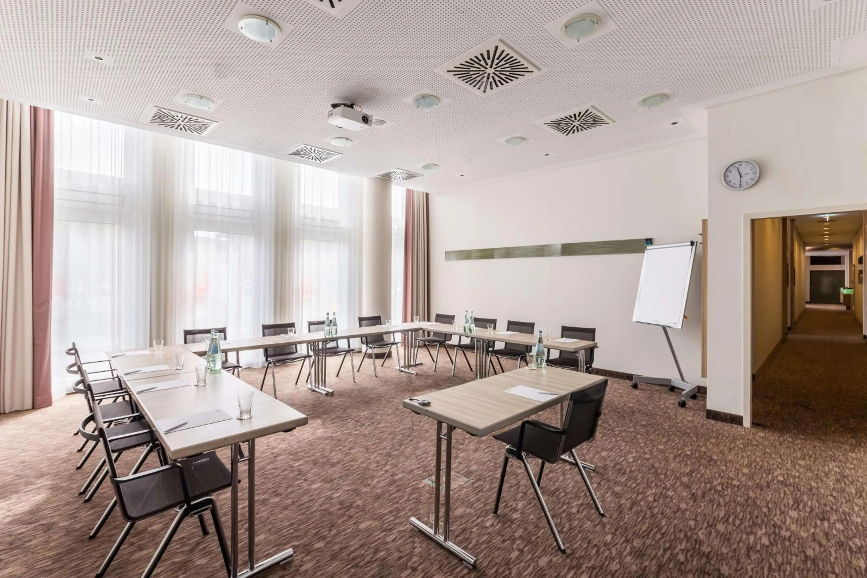 Meeting/conference room in Park Inn by Radisson Köln City West