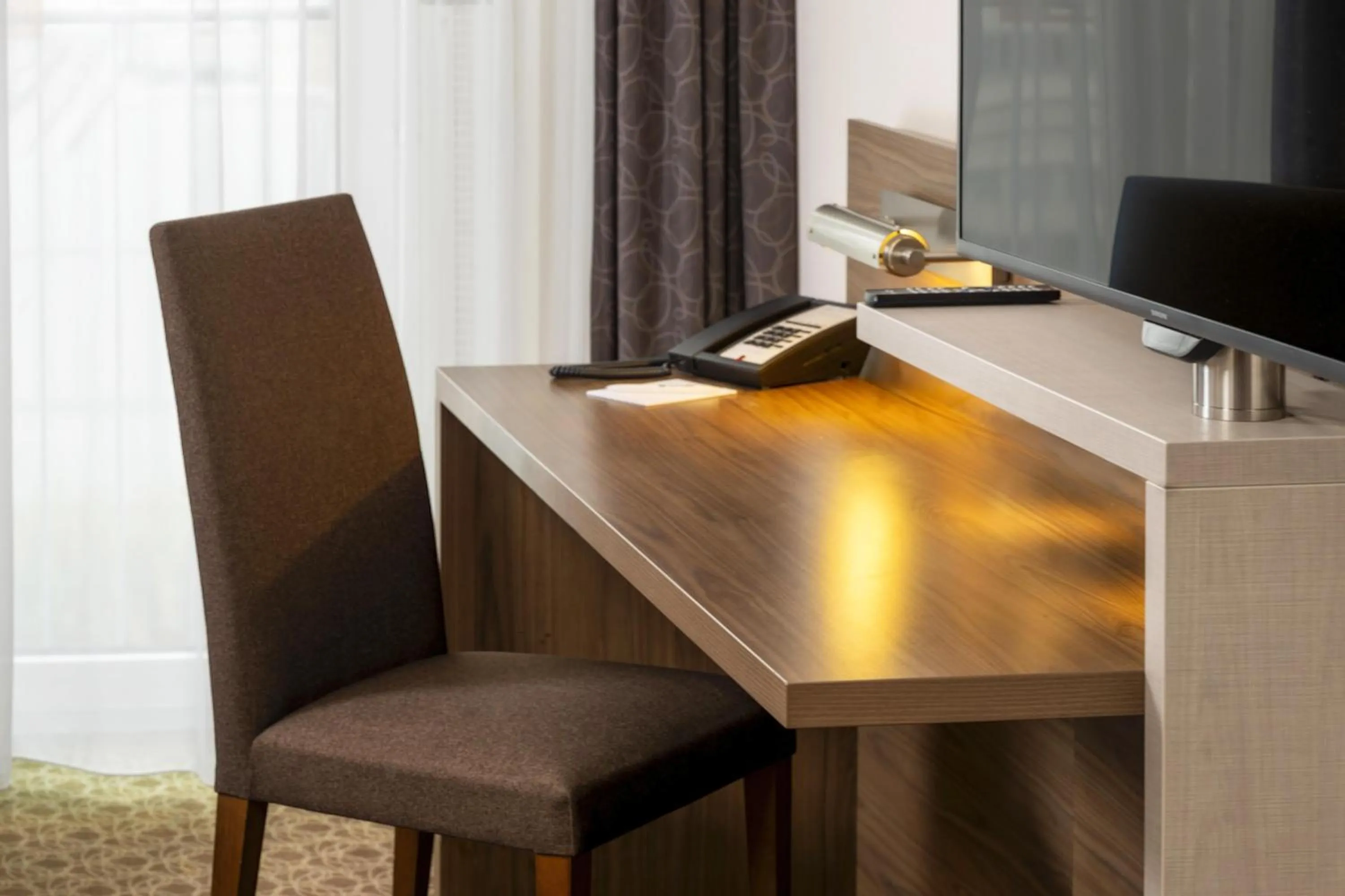 Bedroom in Best Western Plus Hotel Koeln City