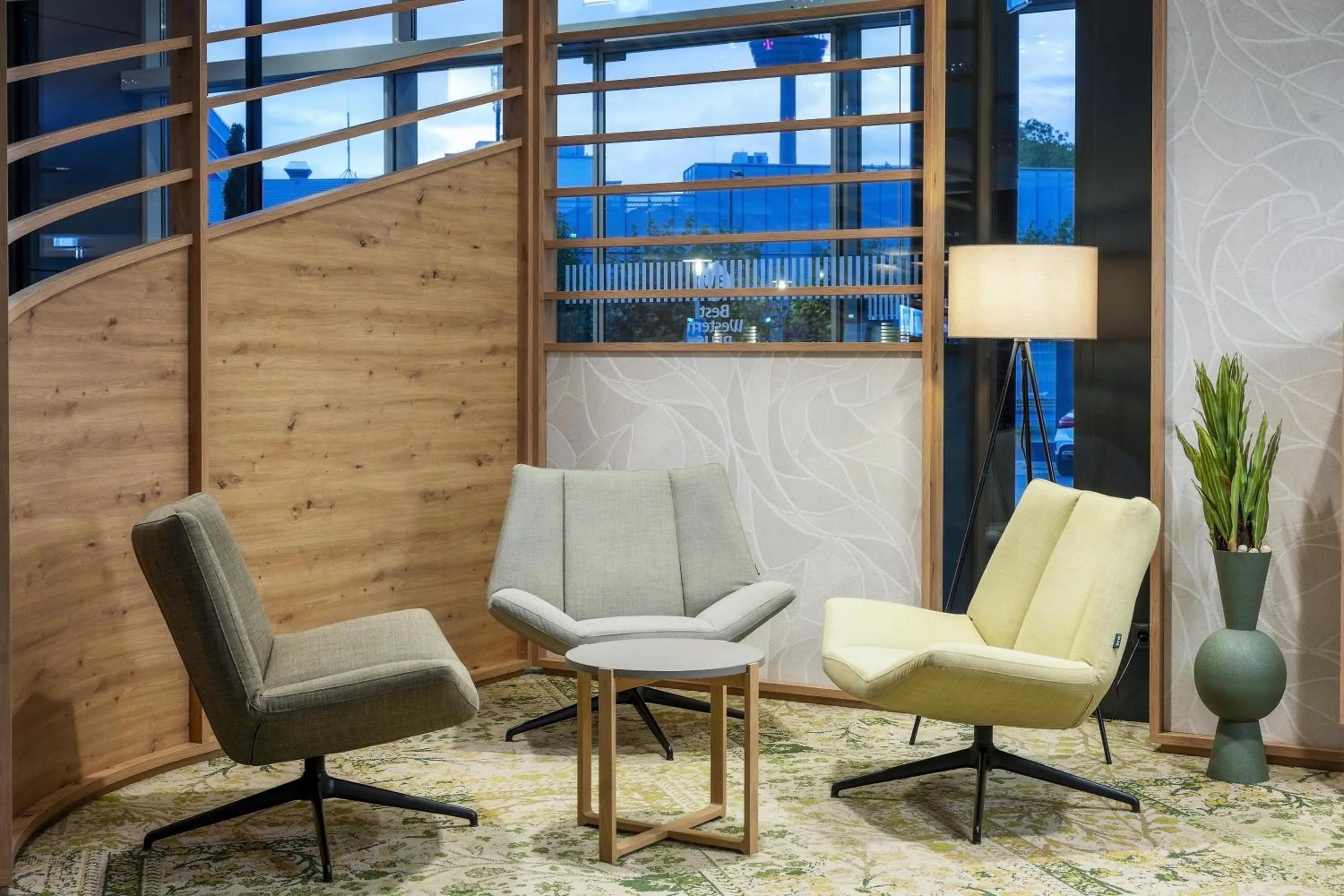 Lobby or reception in Best Western Plus Hotel Koeln City