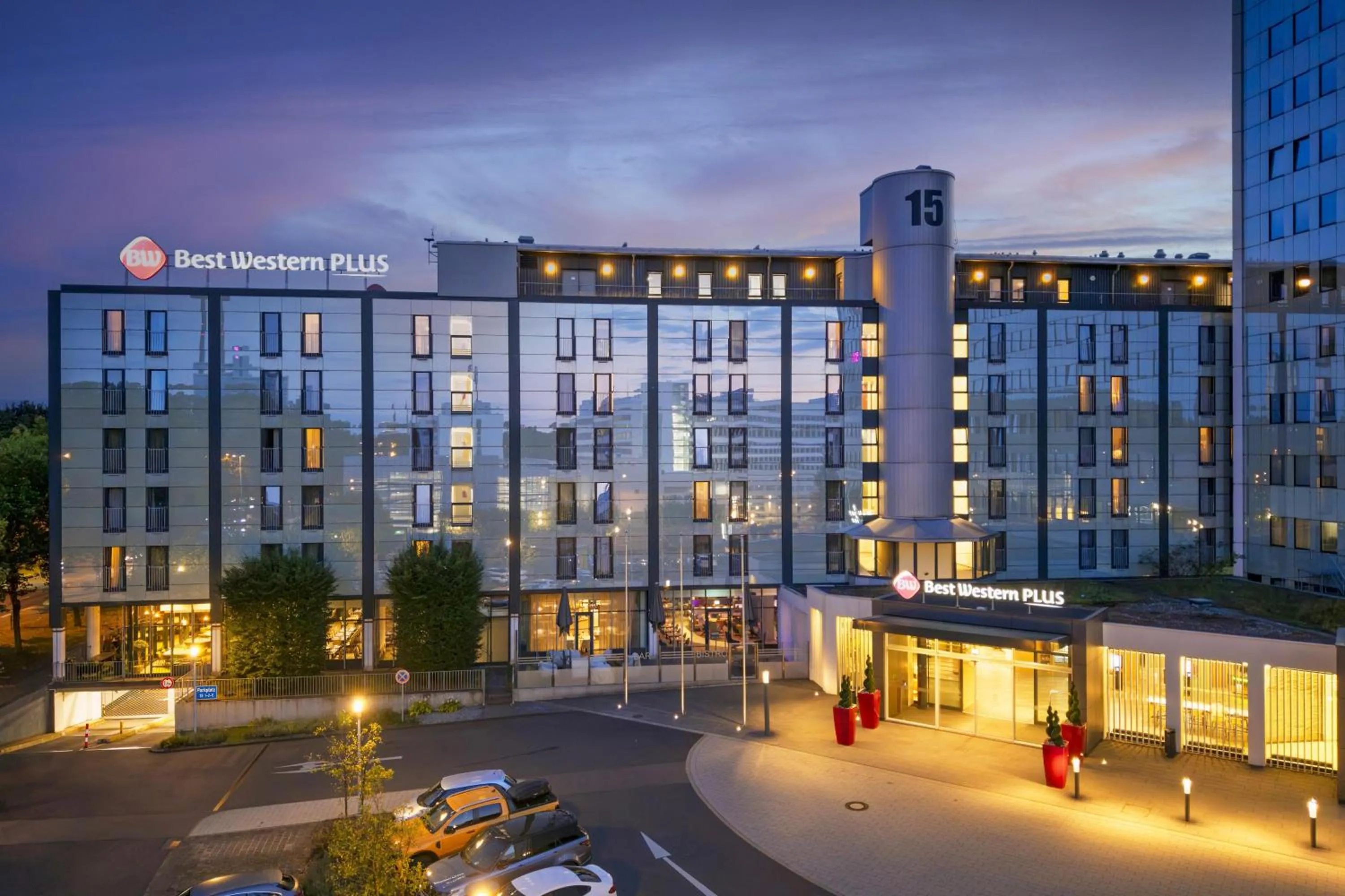 Property building in Best Western Plus Hotel Koeln City