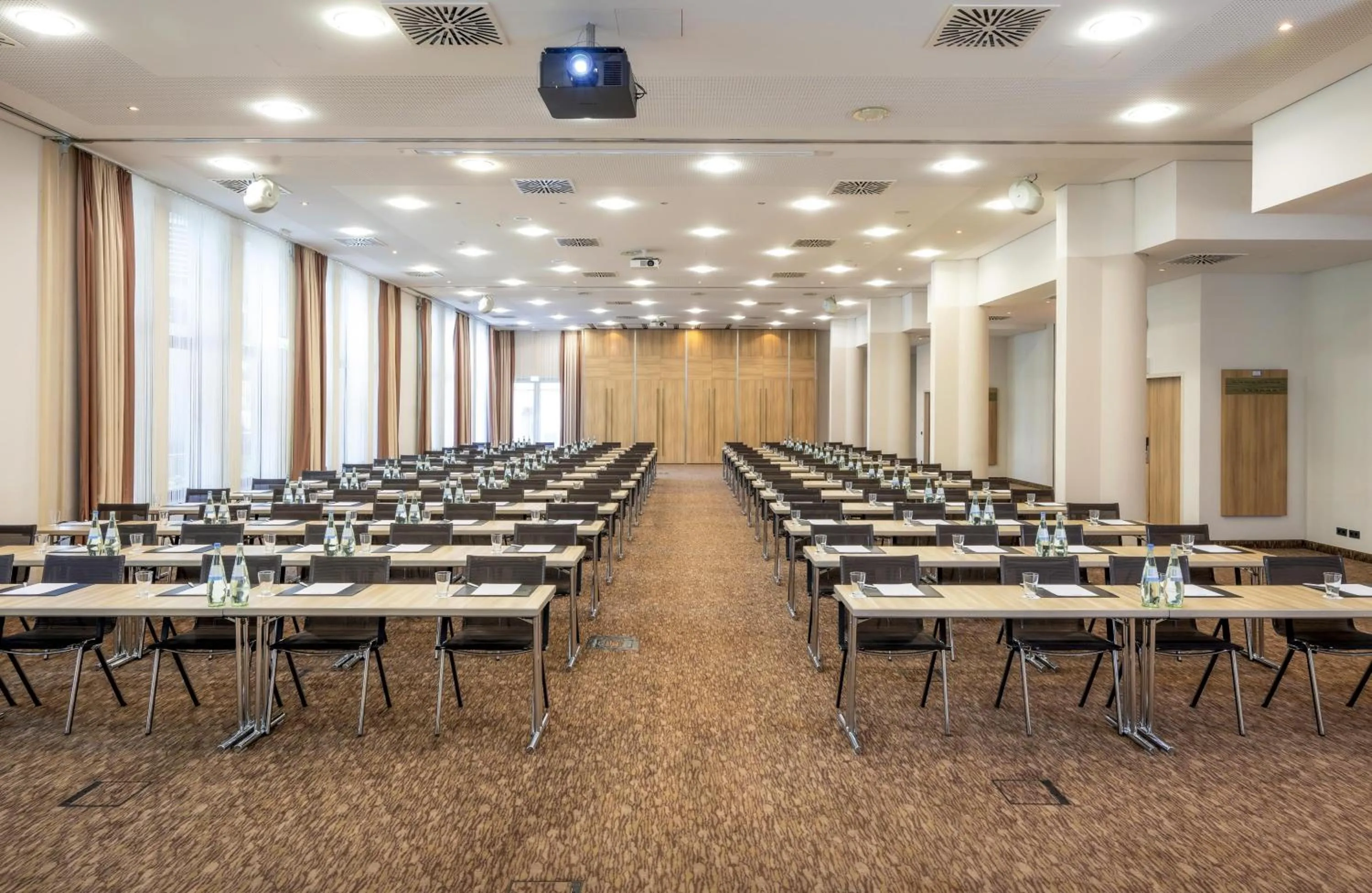 Meeting/conference room in Best Western Plus Hotel Koeln City