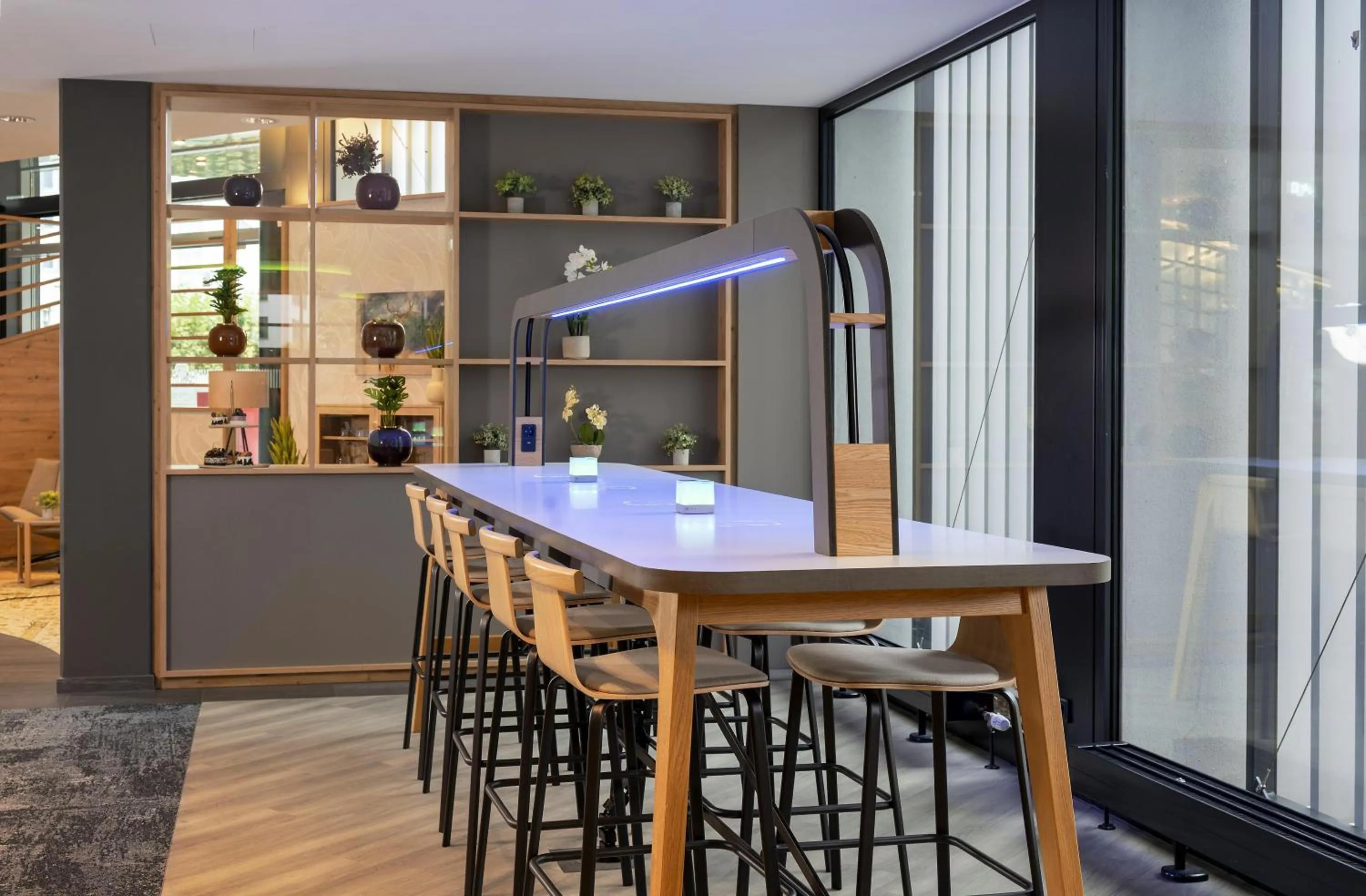 Lobby or reception in Best Western Plus Hotel Koeln City