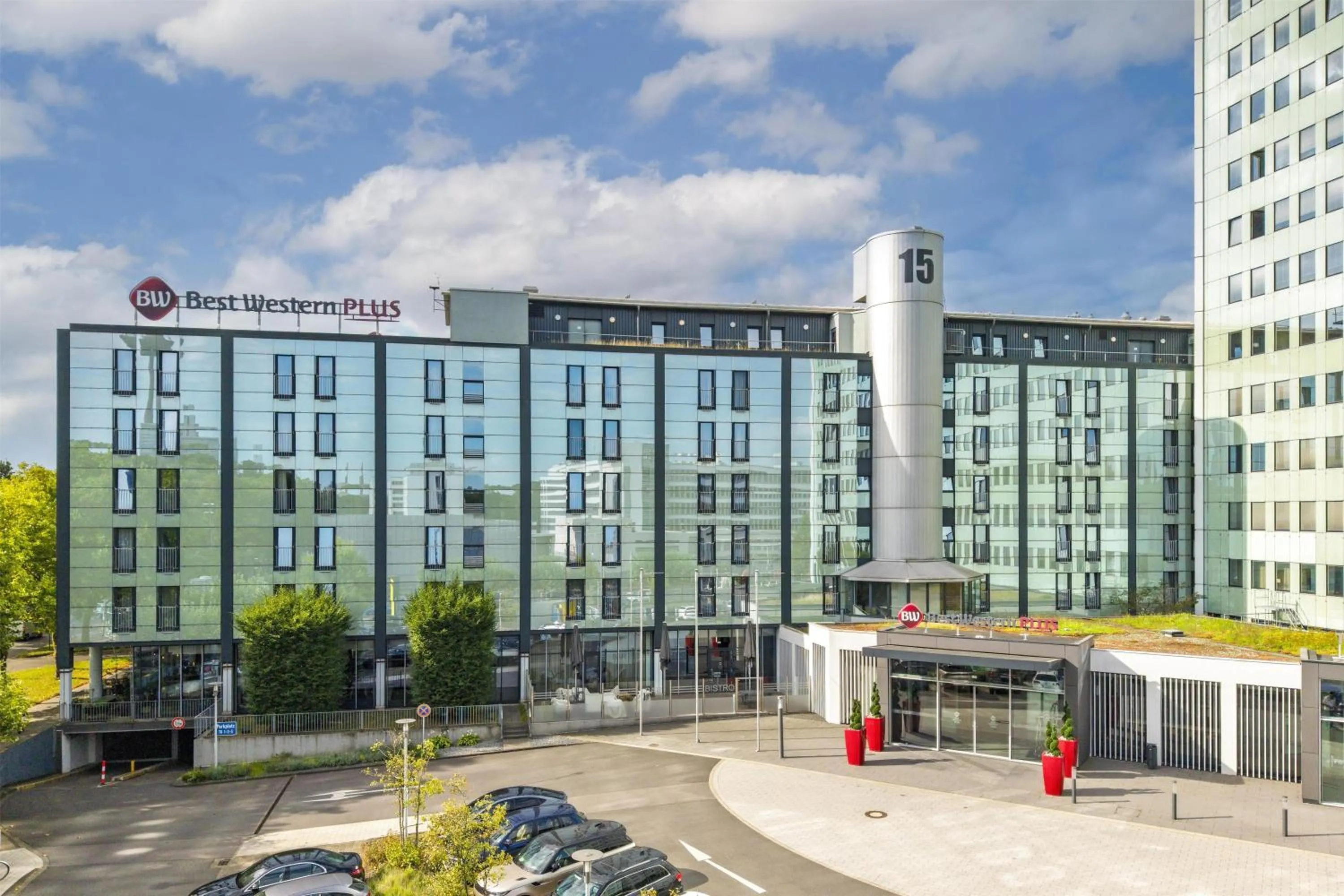 Property building in Best Western Plus Hotel Koeln City