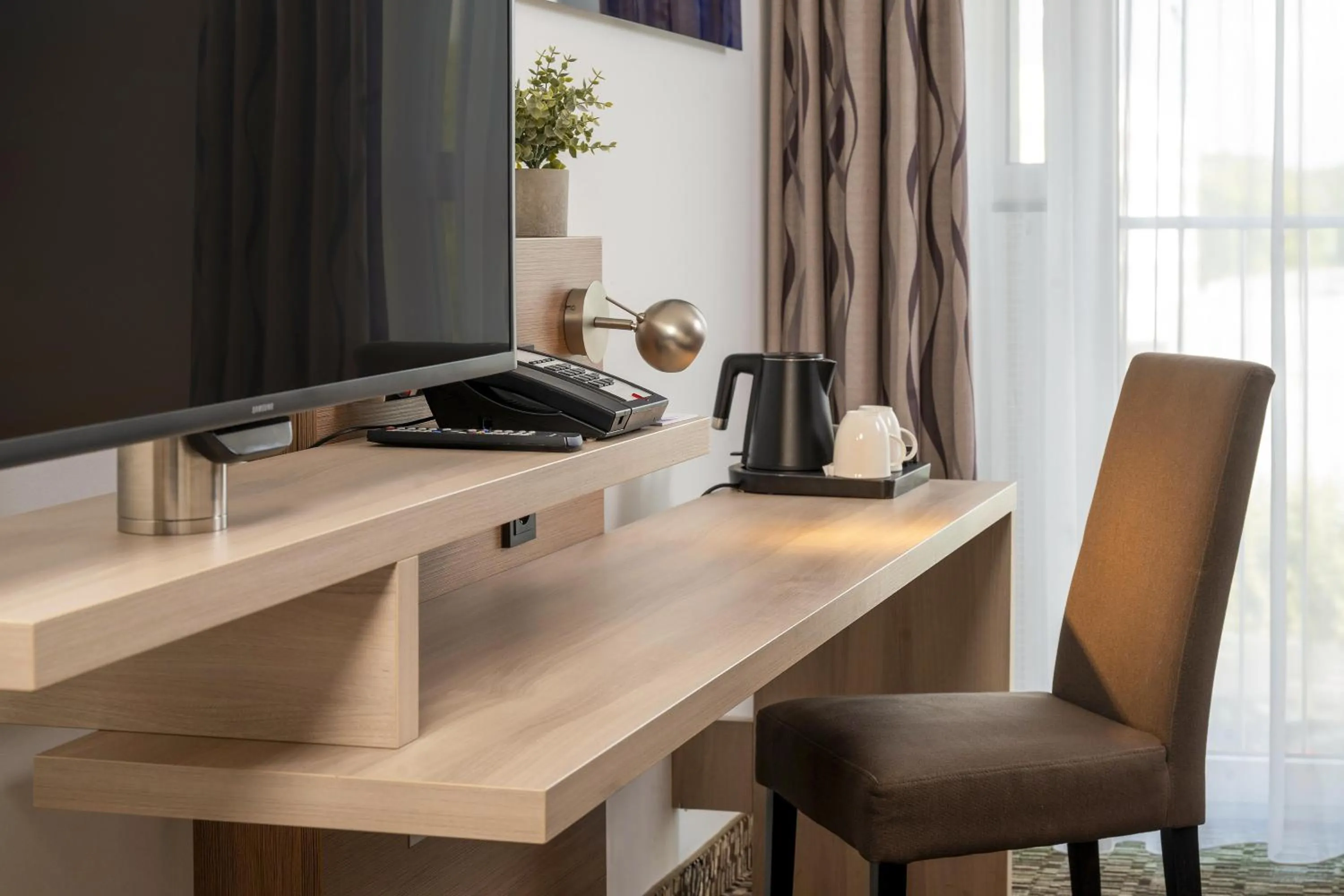 Bedroom in Best Western Plus Hotel Koeln City