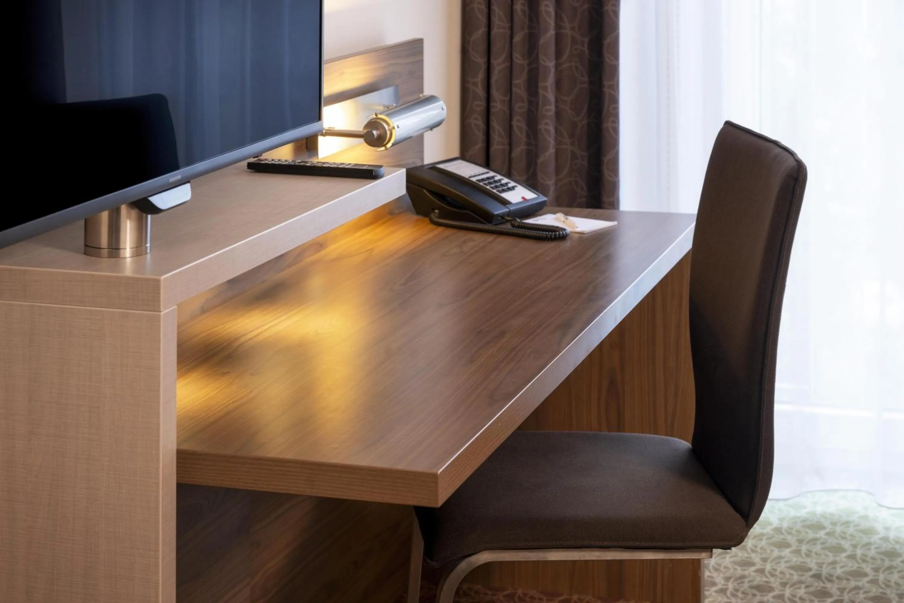 Bedroom in Best Western Plus Hotel Koeln City