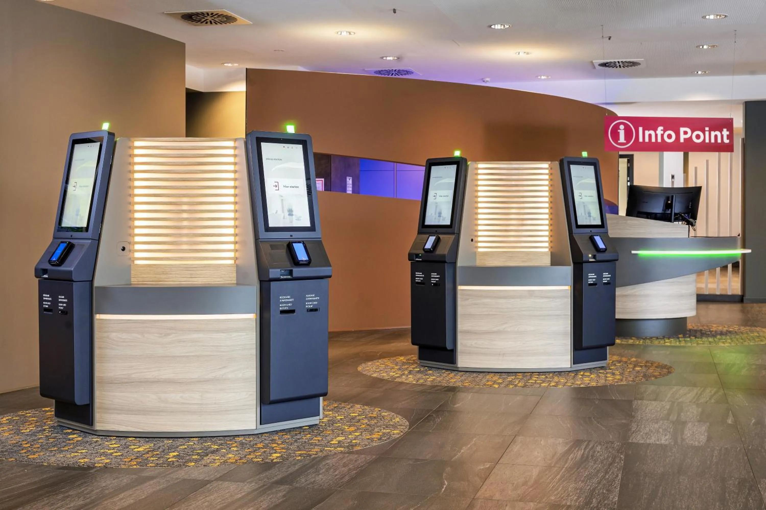 Lobby or reception in Best Western Plus Hotel Koeln City