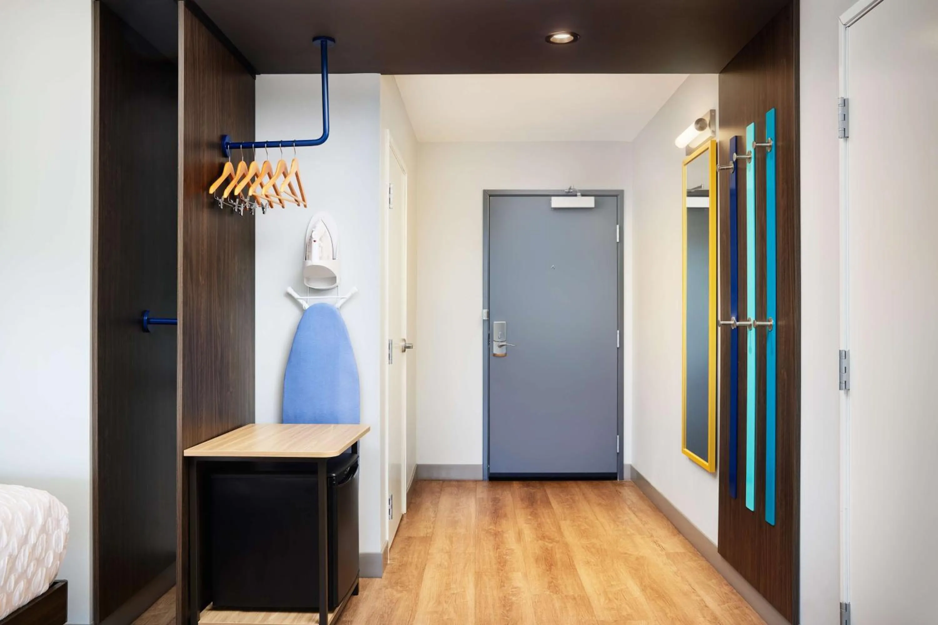 Photo of the whole room in Tru By Hilton Charleston Airport