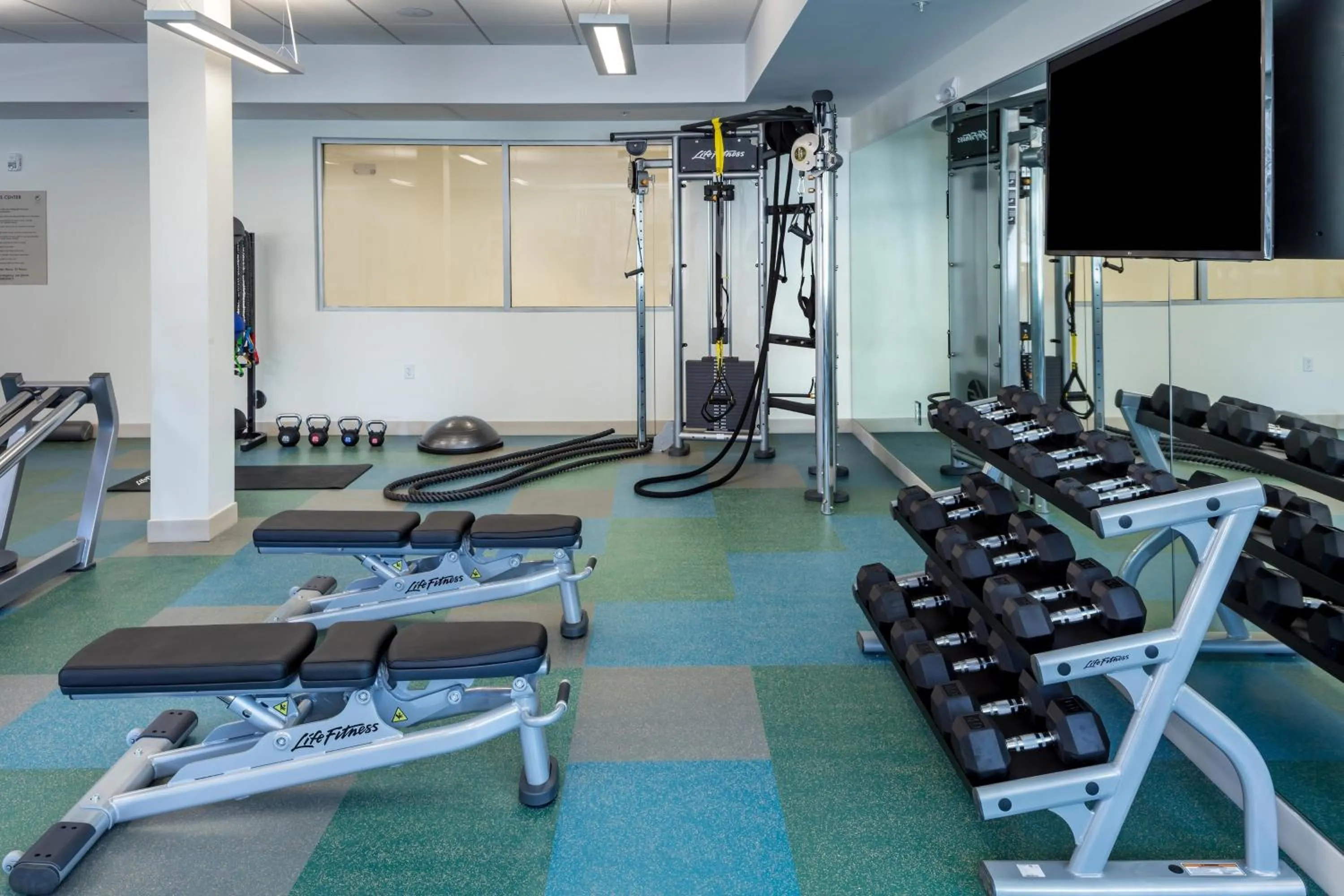 Fitness centre/facilities in Element Bend
