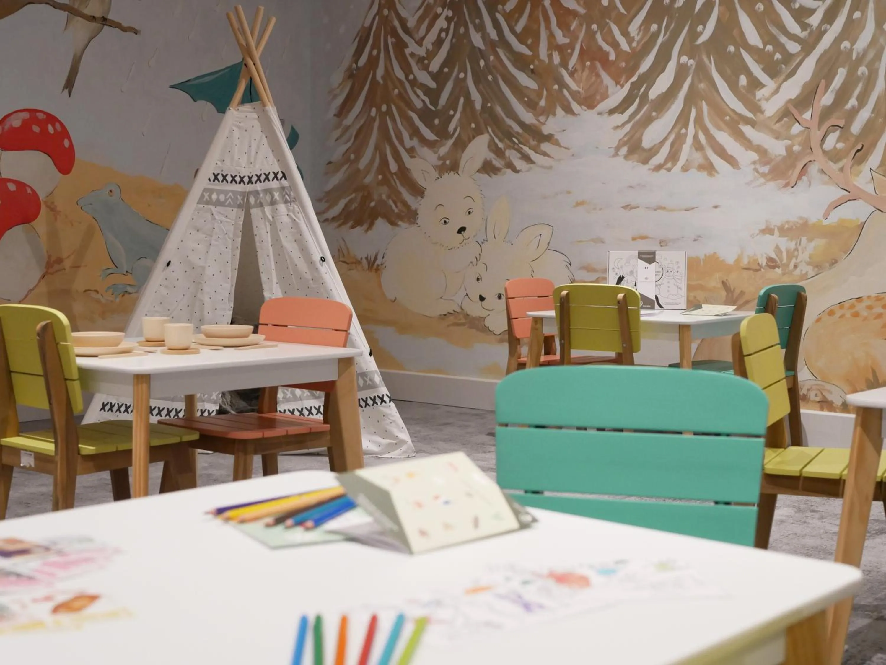 Kids's club in Hôtel Le Diamond Rock