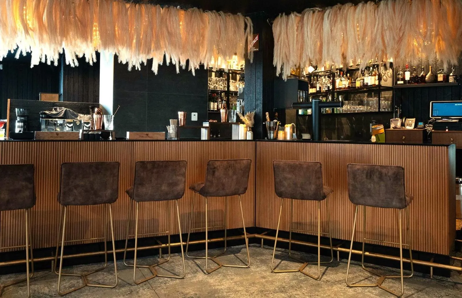 Lounge or bar in Hôtel Le Diamond Rock