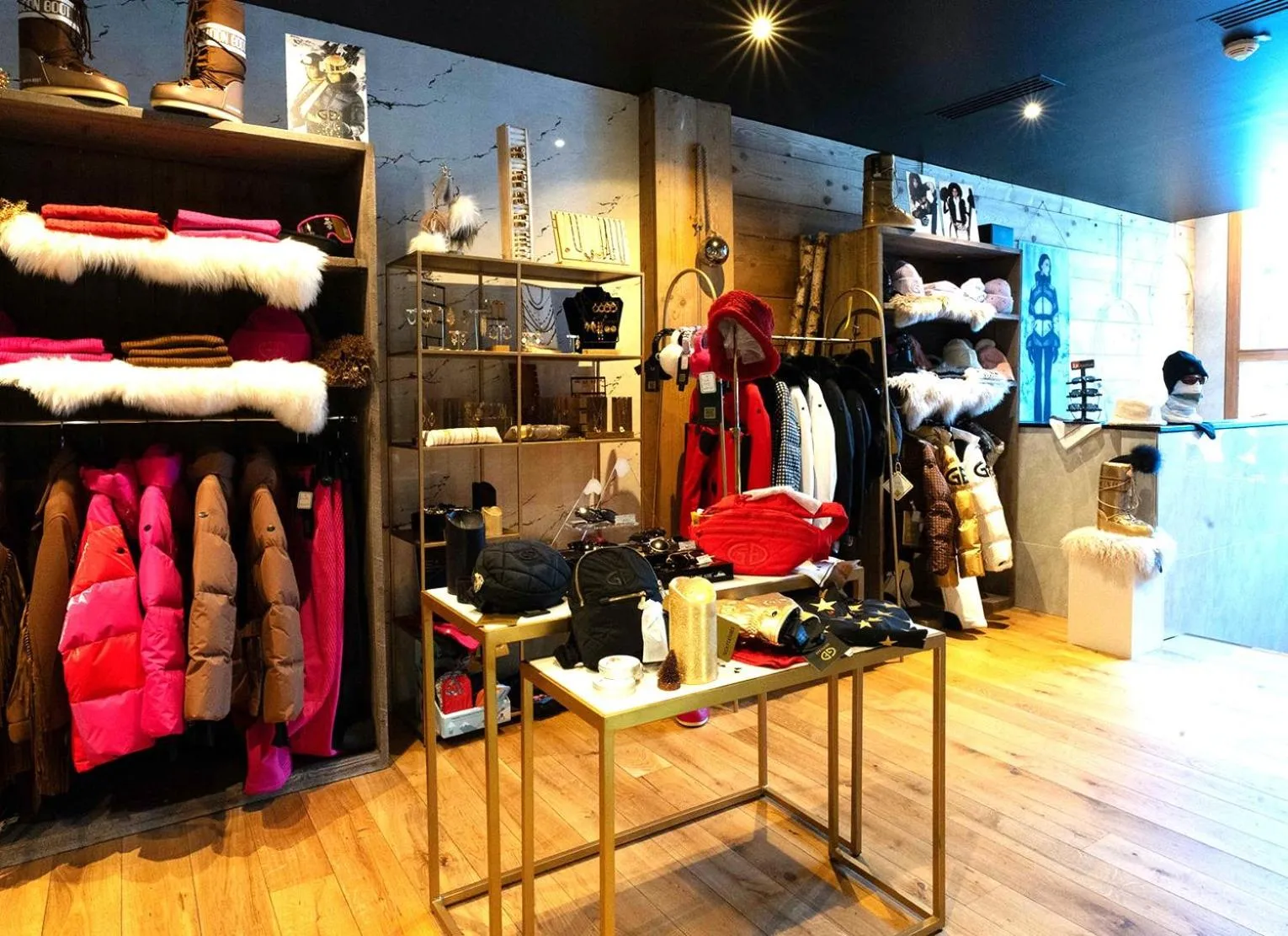 On-site shops in Hôtel Le Diamond Rock