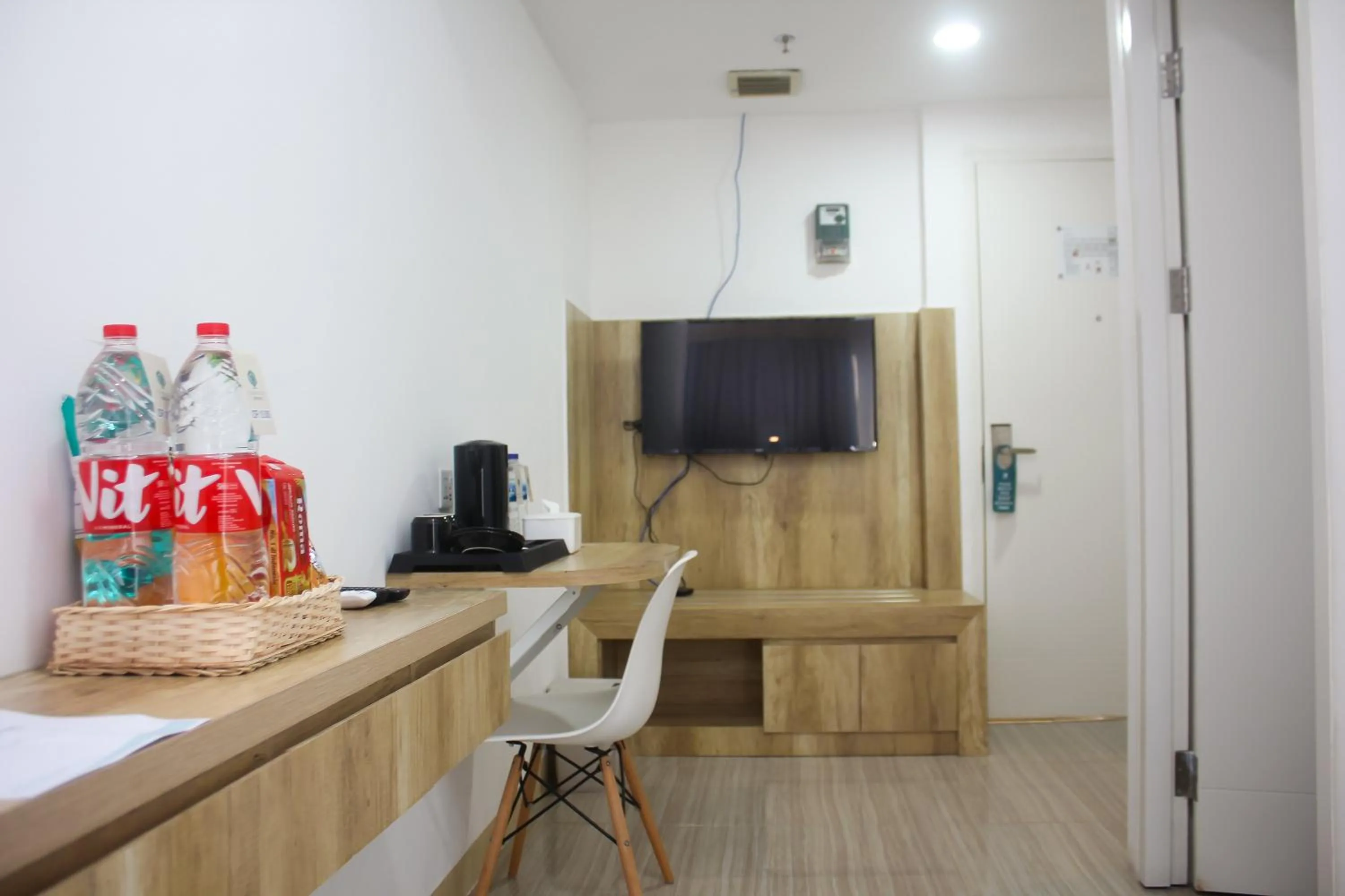 TV and multimedia in Urban Hotel Serpong