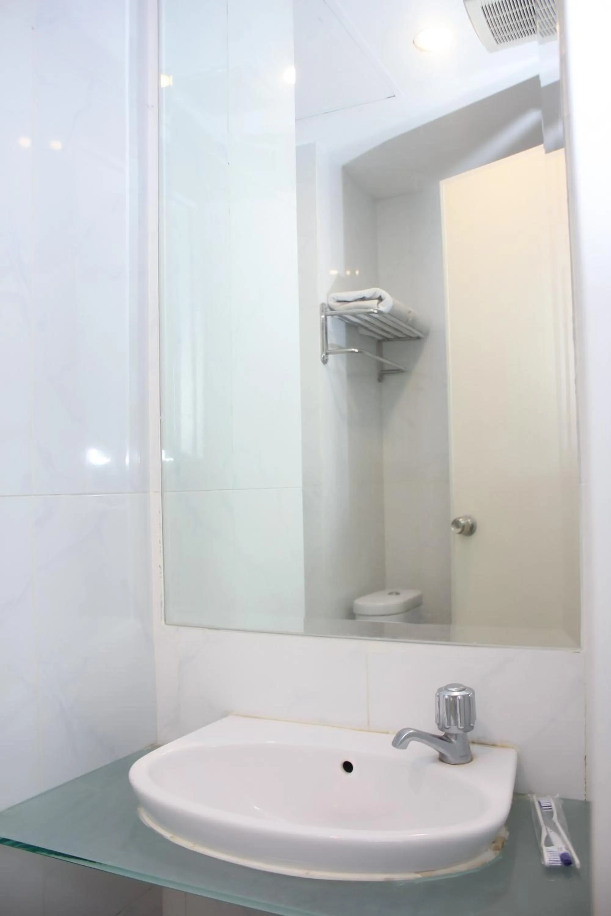 Bathroom in Urban Hotel Serpong