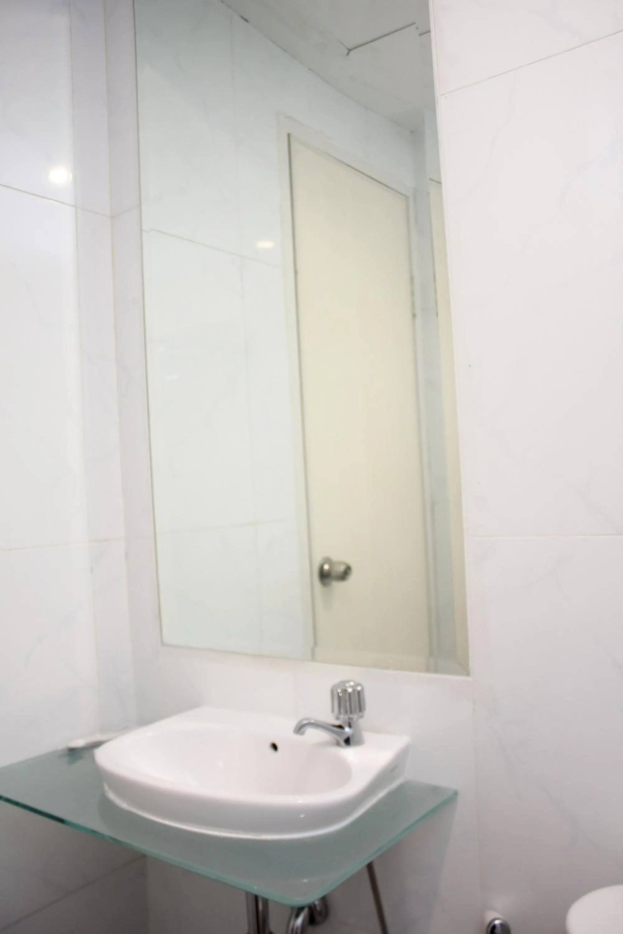 Bathroom in Urban Hotel Serpong