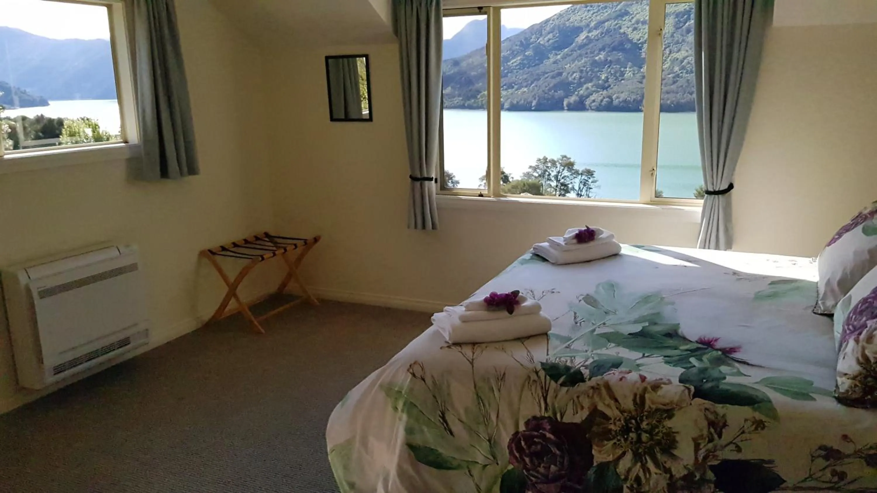 Bedroom, Bed in Moana Haven B&B