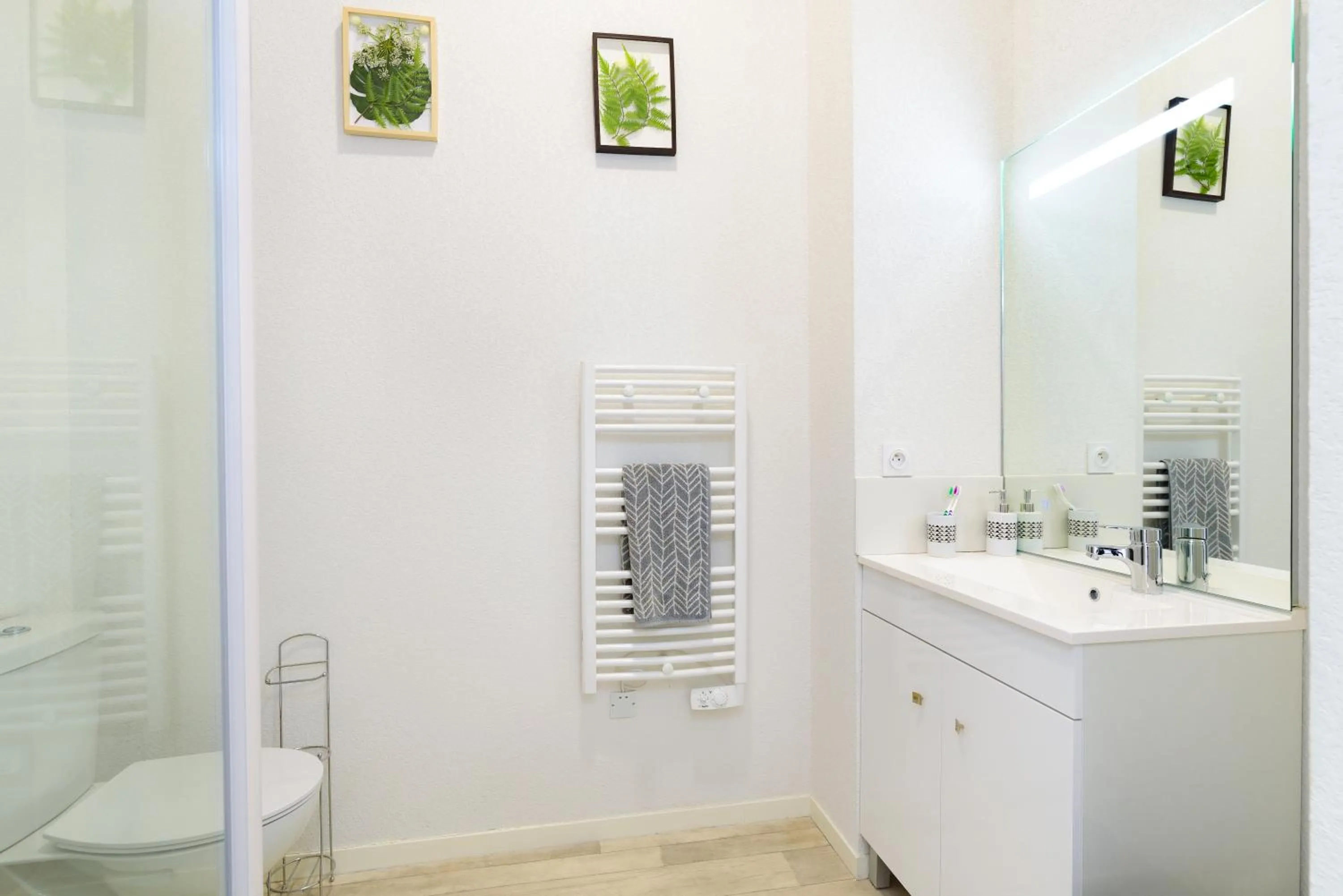 Bathroom in Sweetly Alexandrin Toulouse