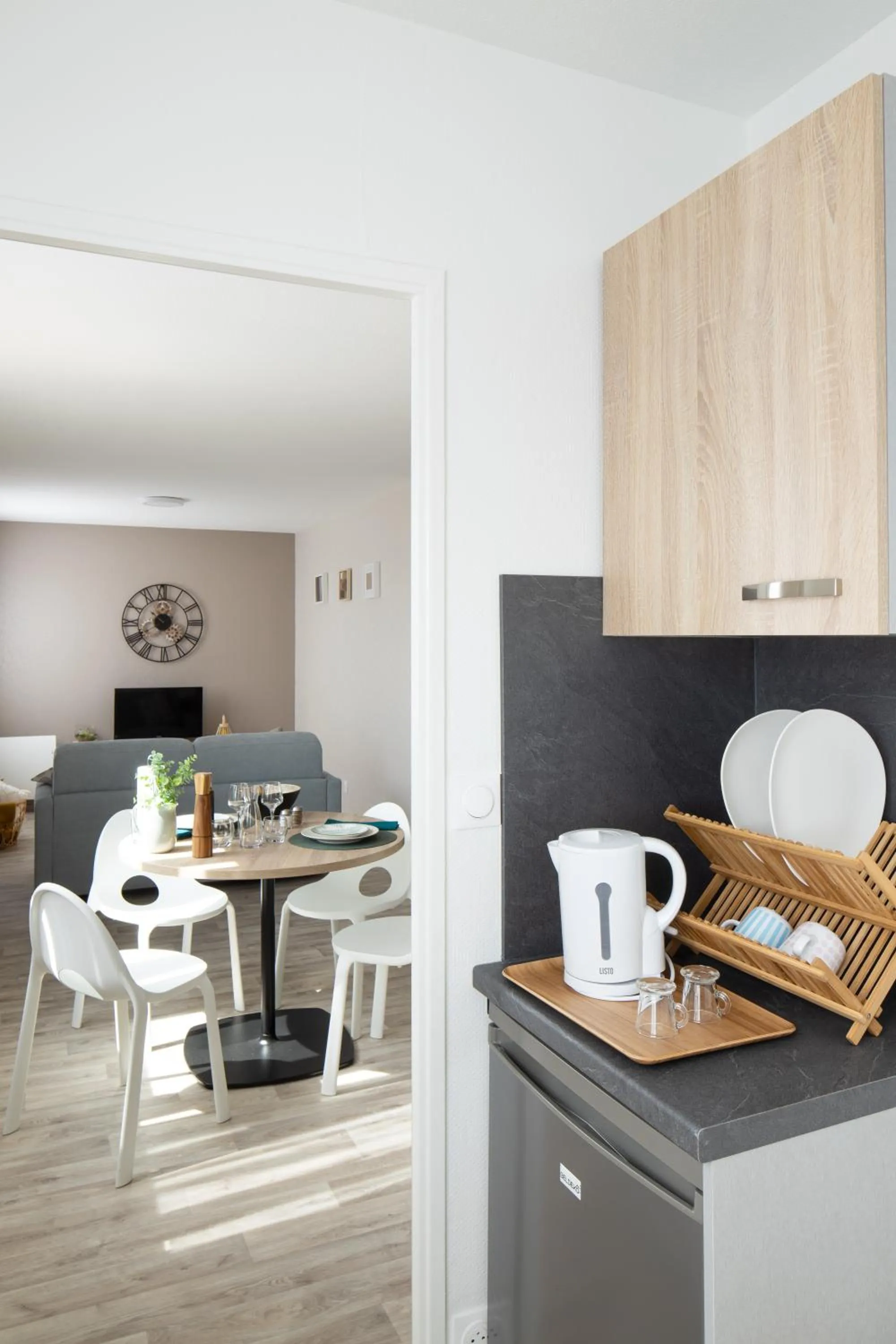 Kitchen or kitchenette in Sweetly Bordeaux Saint-Augustin
