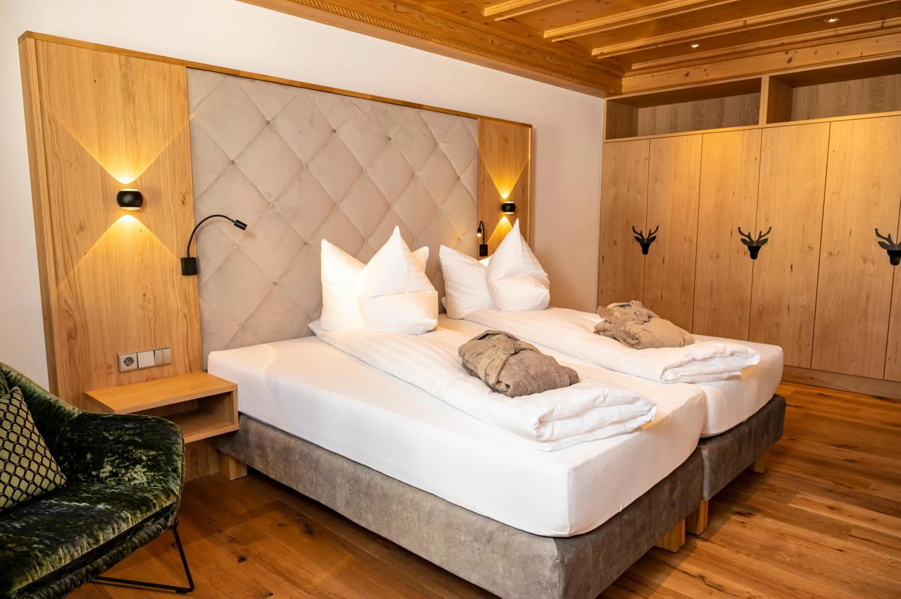 Bedroom, Bed in Hotel Unterwirt