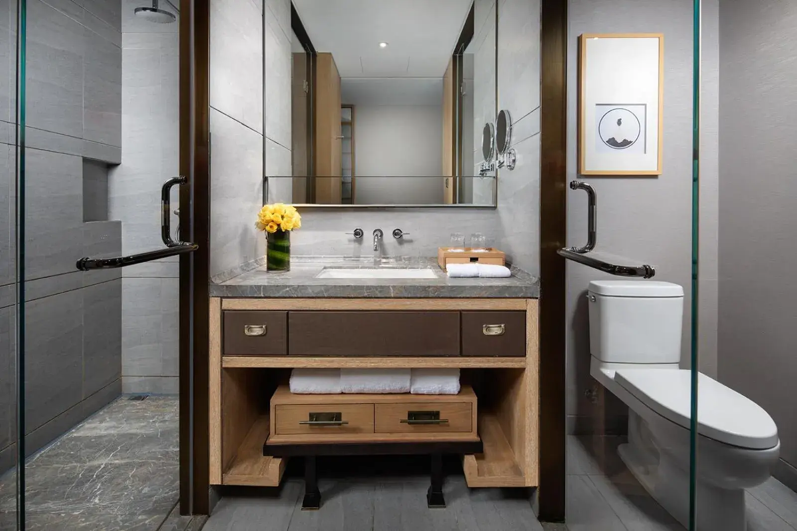 Standard Twin Room in Holiday Inn Dalian Hot Spring by IHG Standard Twin Room in Holiday Inn Dalian Hot Spring by IHG