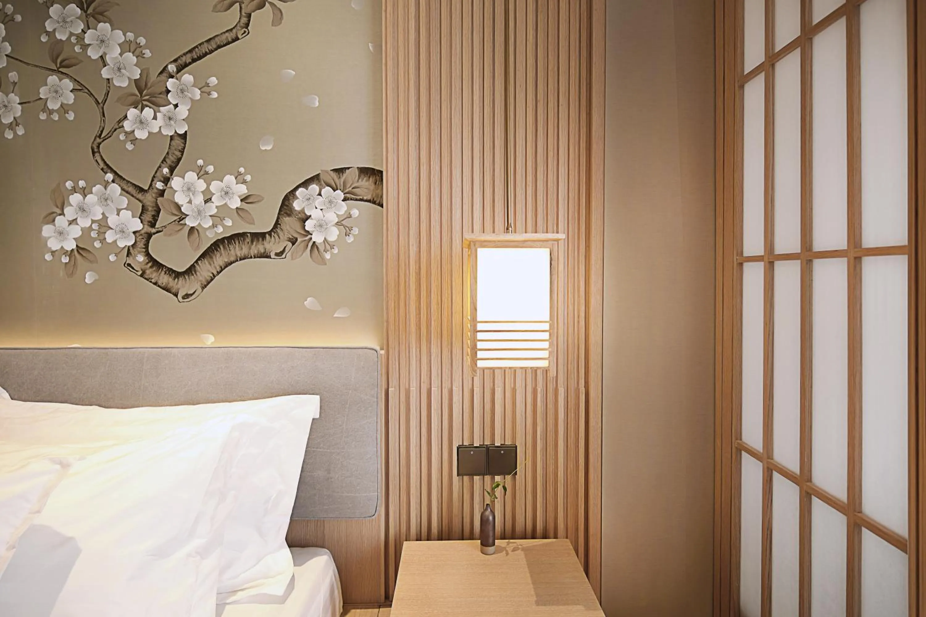 Bedroom, Bed in Holiday Inn Dalian Hot Spring by IHG