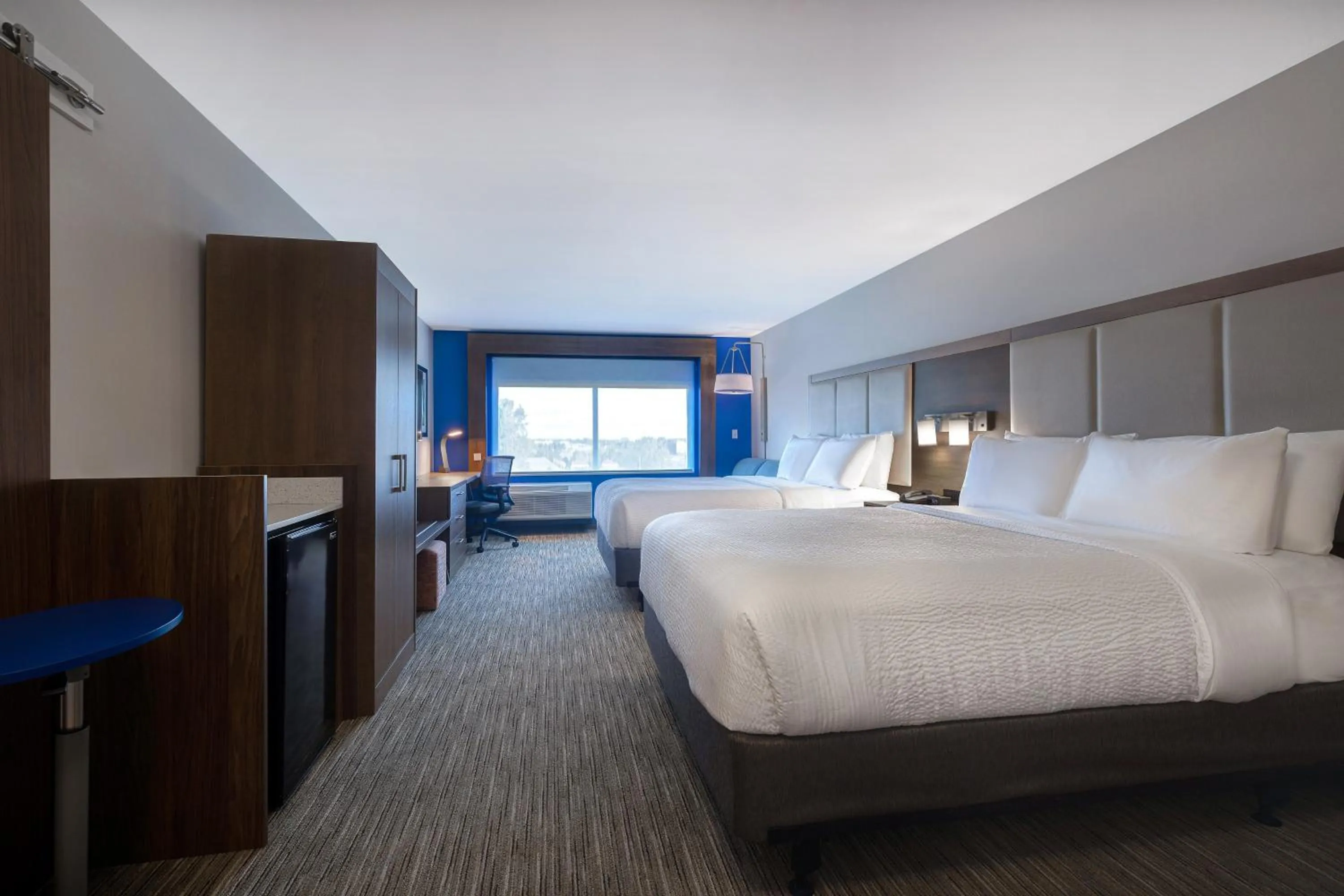 Photo of the whole room, Bed in Holiday Inn Express & Suites - Grand Rapids South - Wyoming, an IHG Hotel