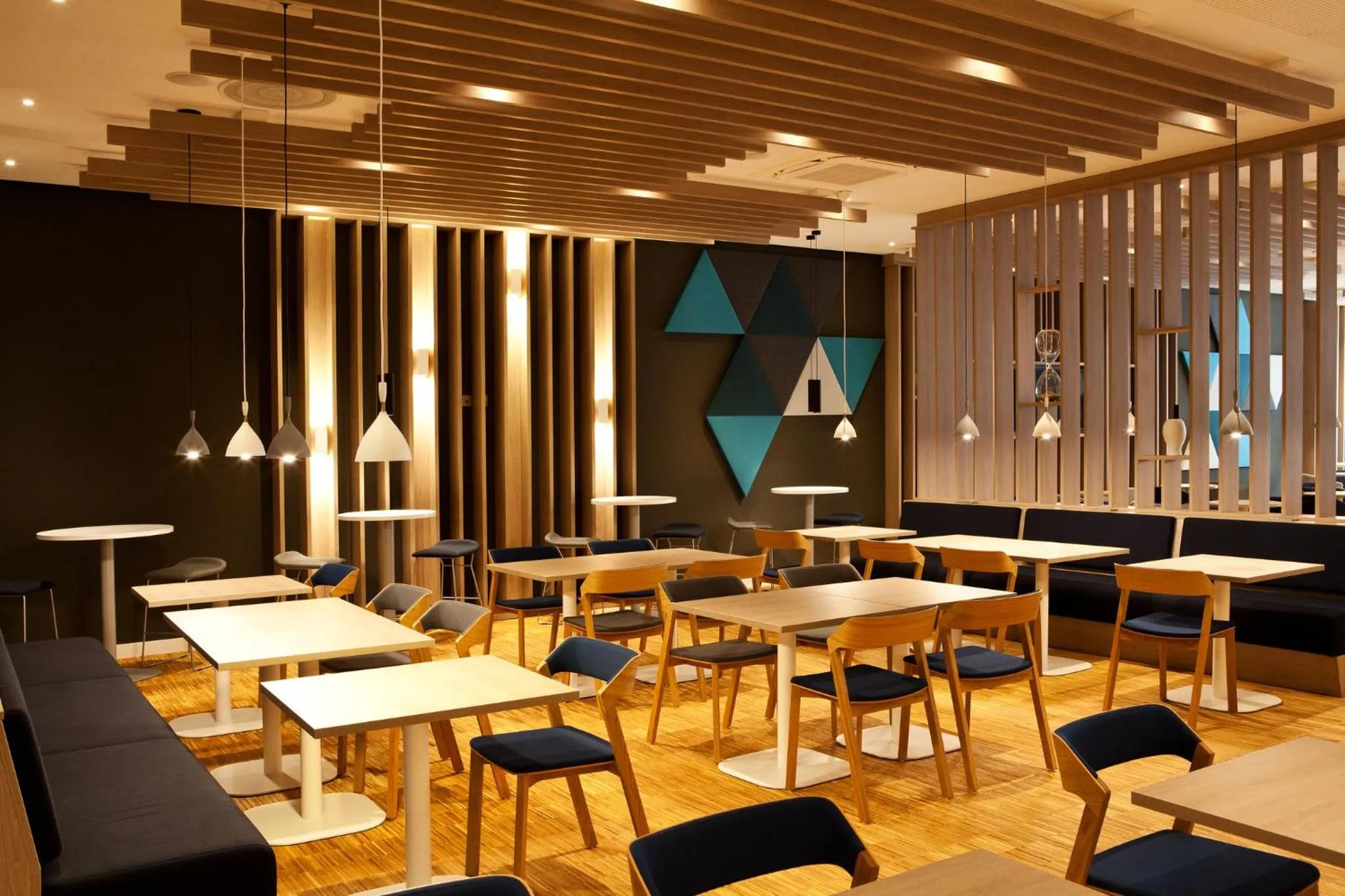 Restaurant/places to eat in Holiday Inn Express - Göppingen by IHG