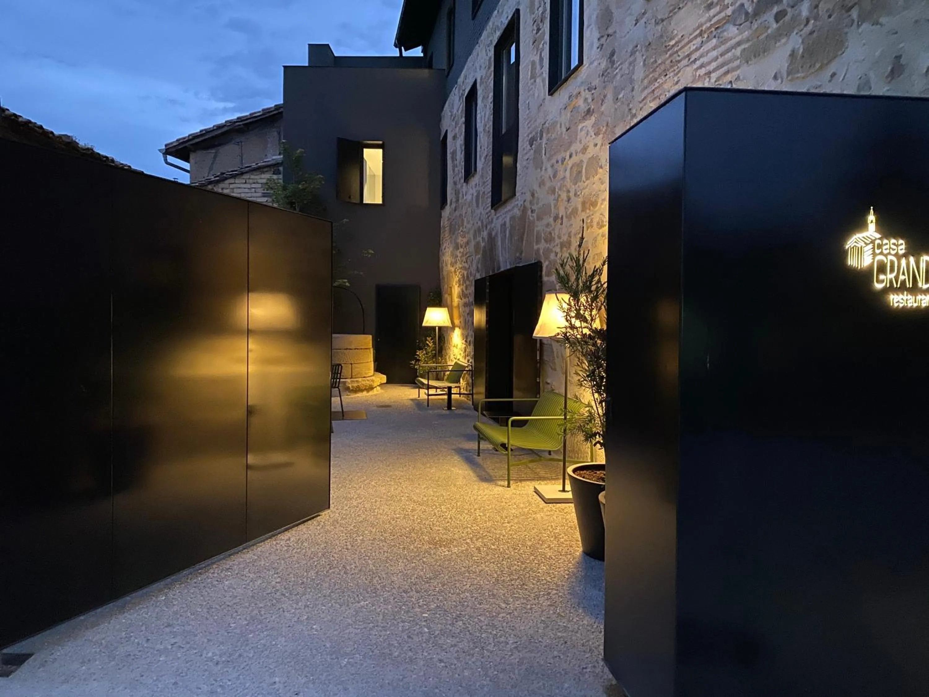 Property building in Casa Grande Hotel