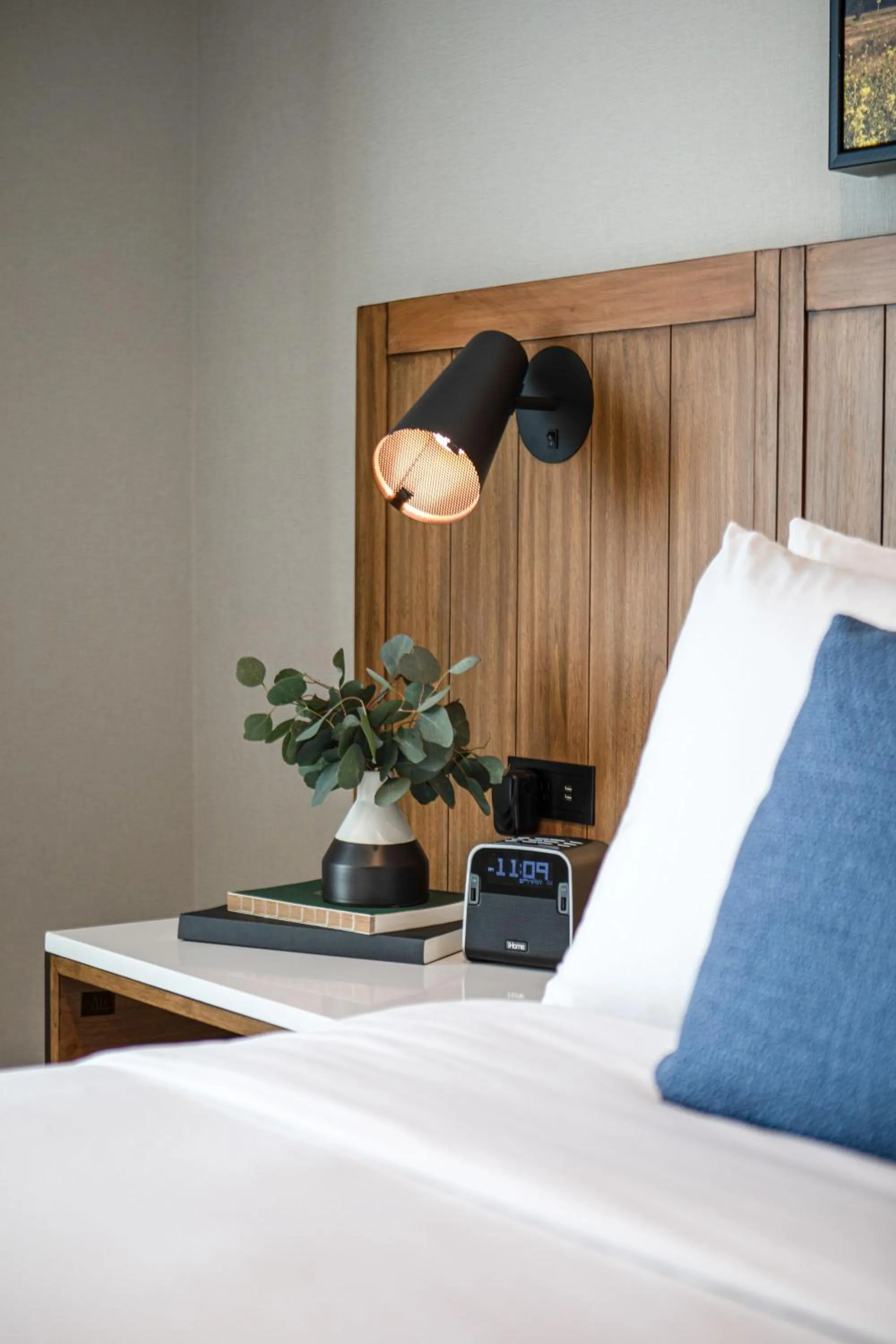 Decorative detail, Bed in Ayres Hotel Vista Carlsbad