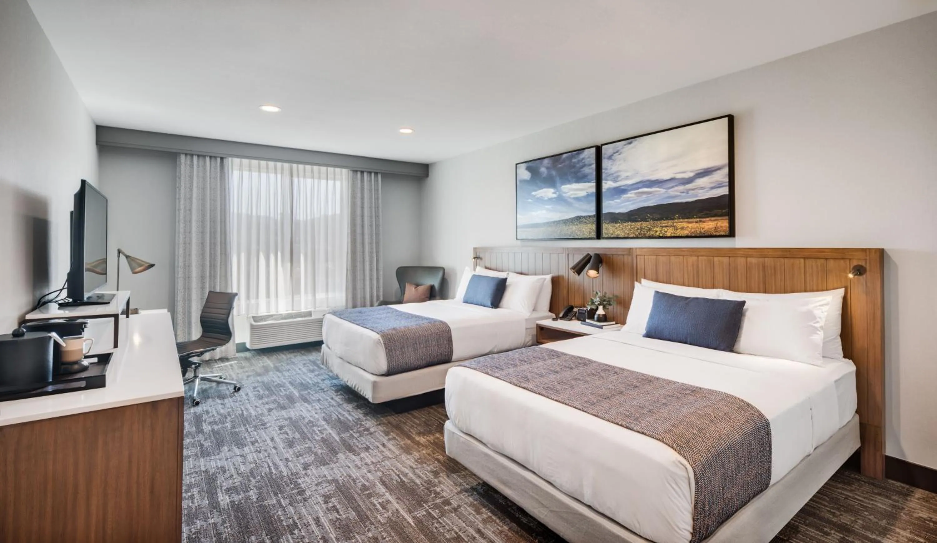 Photo of the whole room, Bed in Ayres Hotel Vista Carlsbad