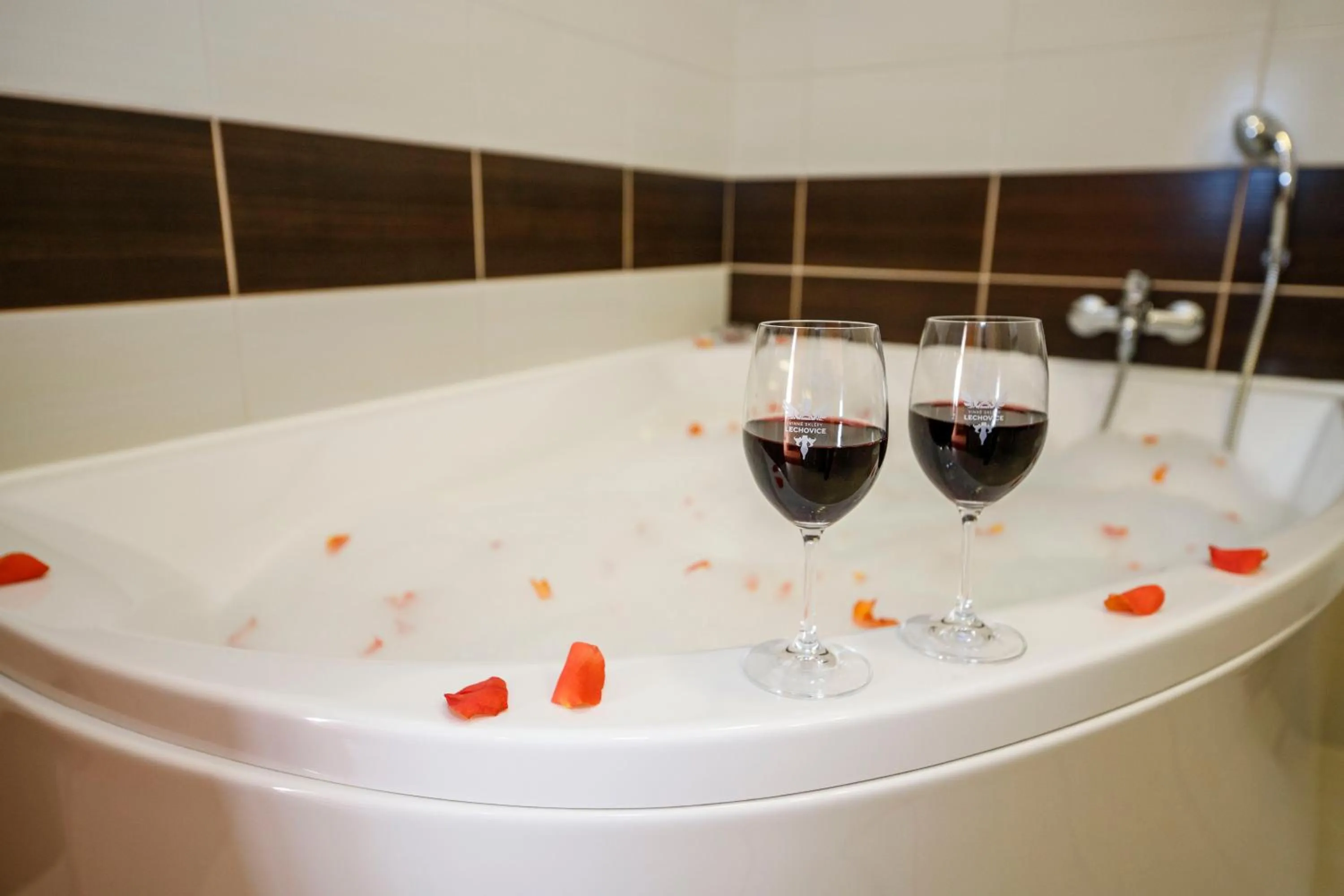 Drinks in Hotel Opera