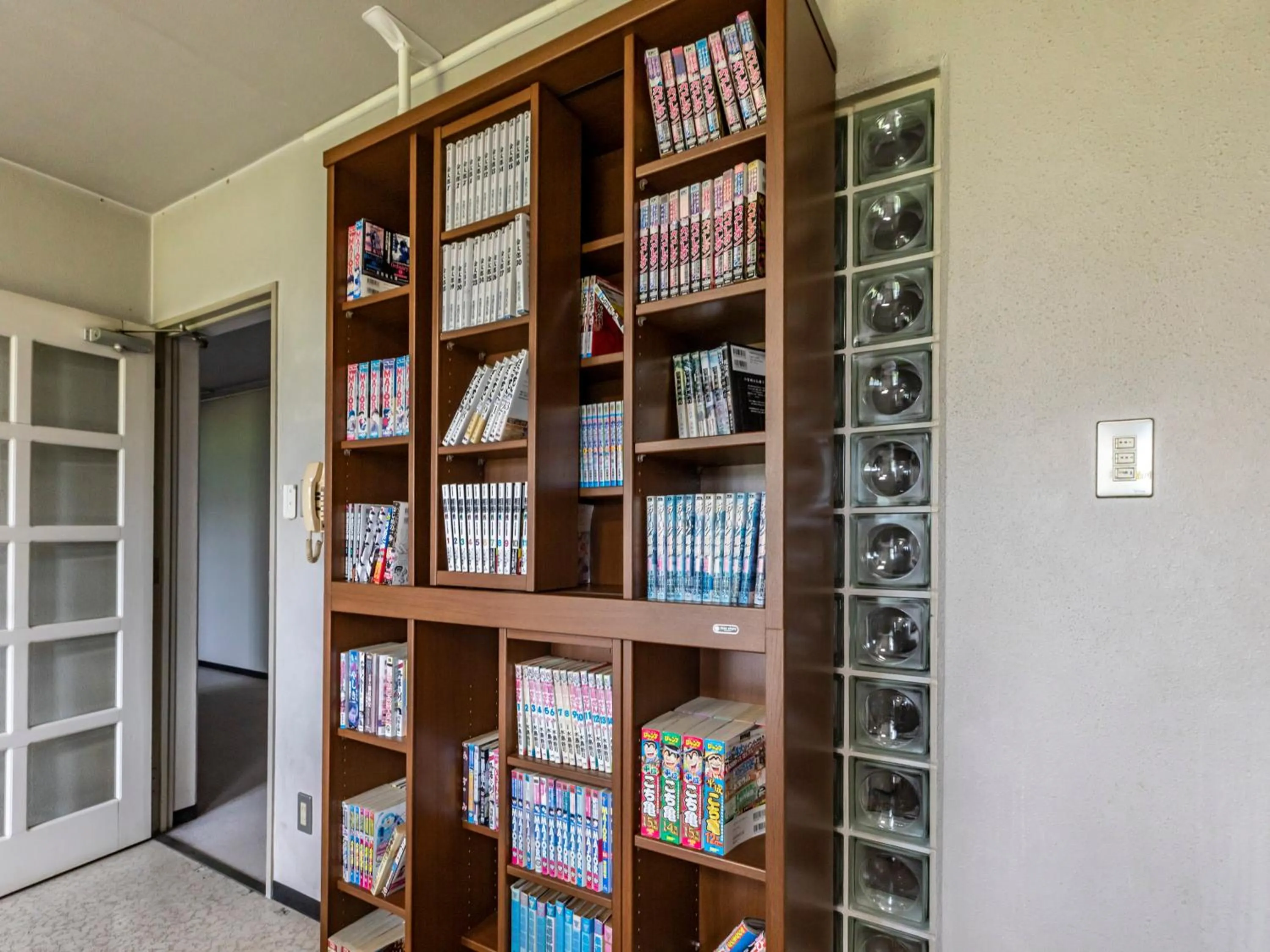 Library in Tabist Raika Hiroshima Miyoshi