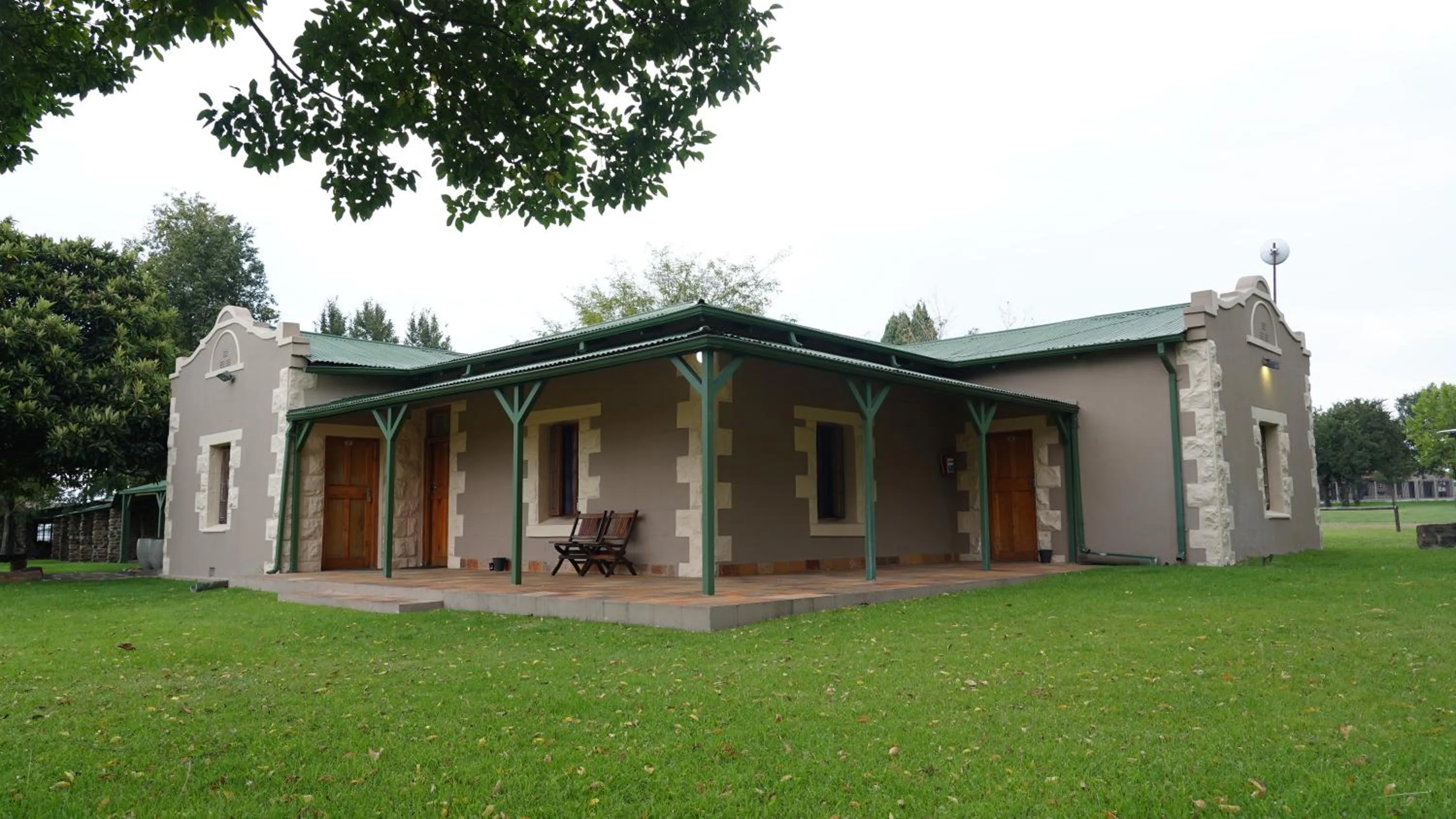 Property building in Francolin Creek