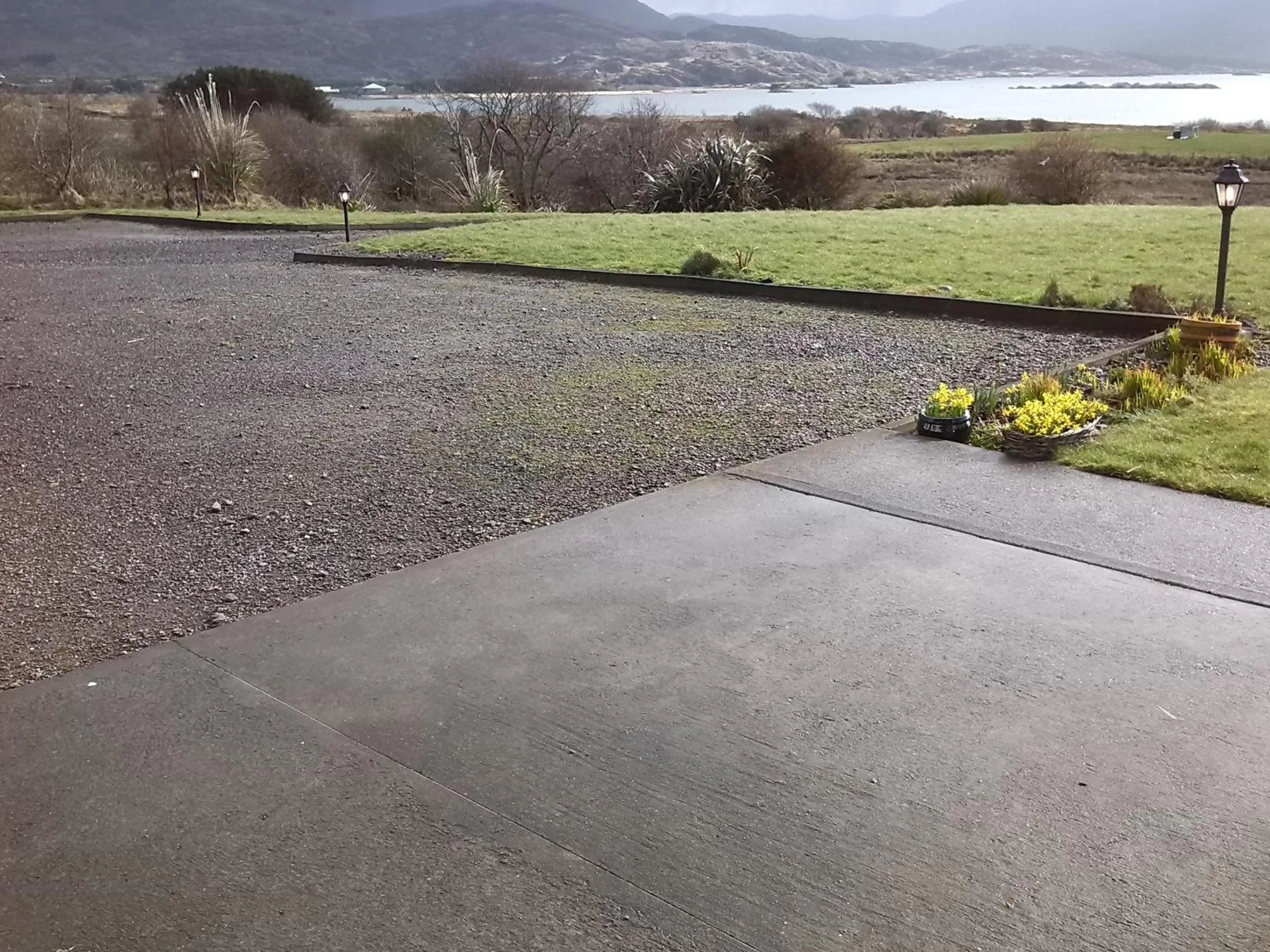 Facade/entrance in Currane Lodge